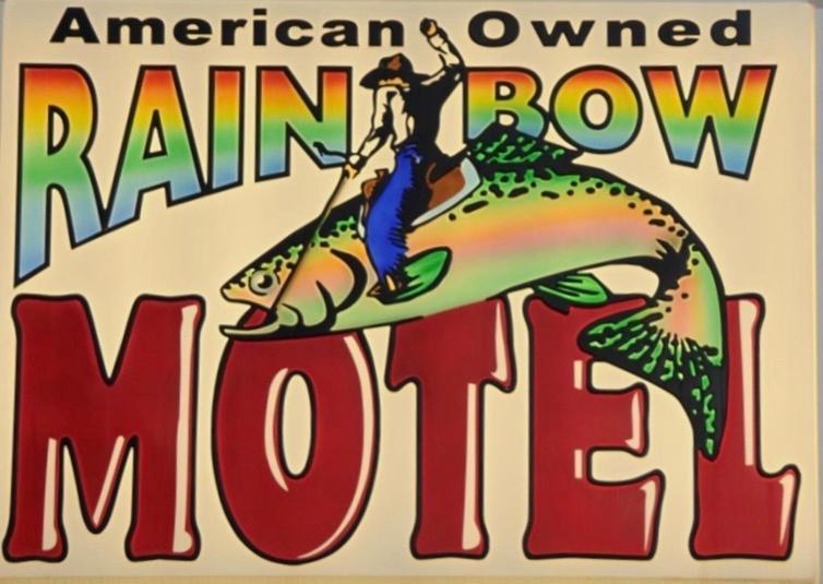 Rainbow Motel photo 14