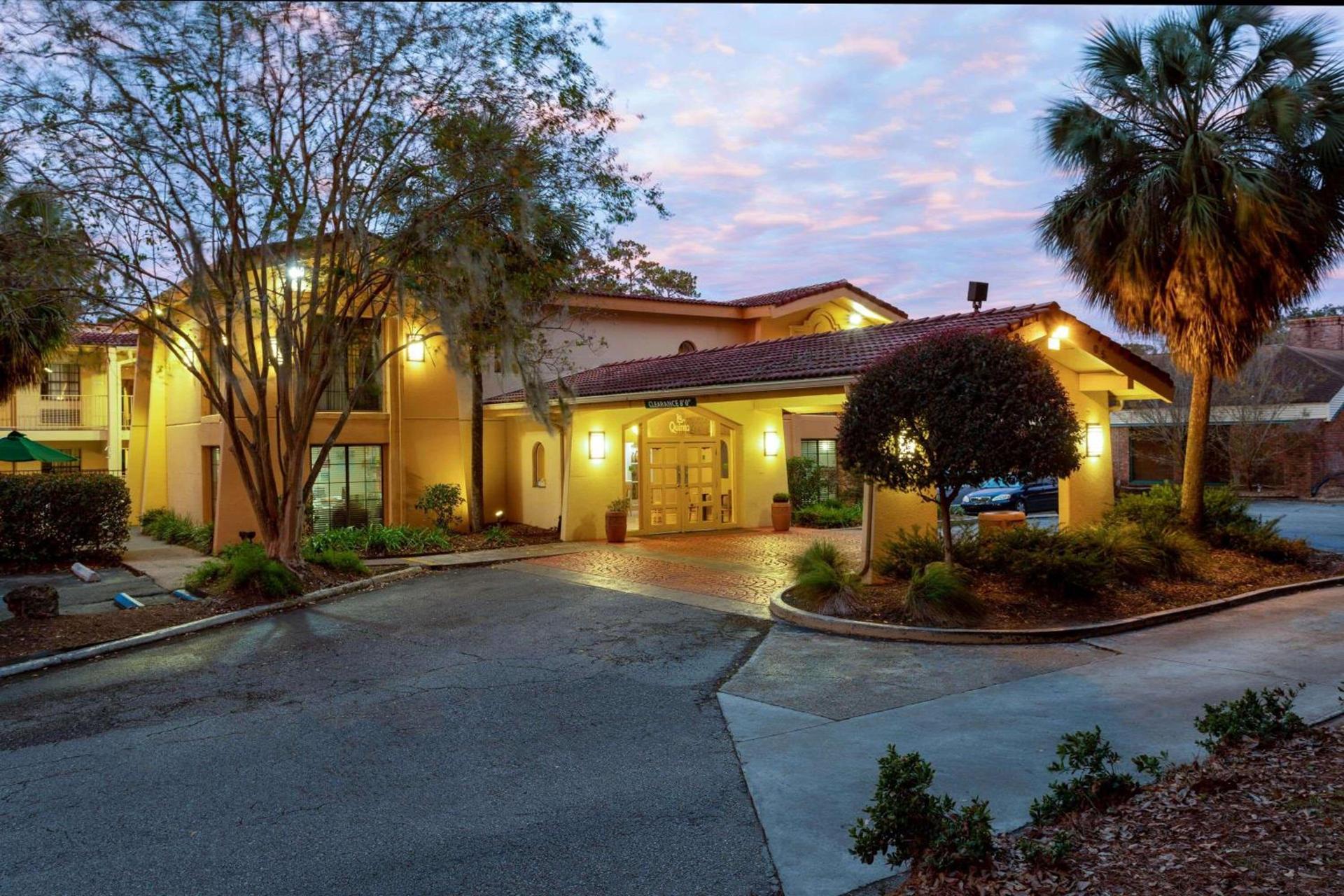 La Quinta Inn by Wyndham Tallahassee North photo 3