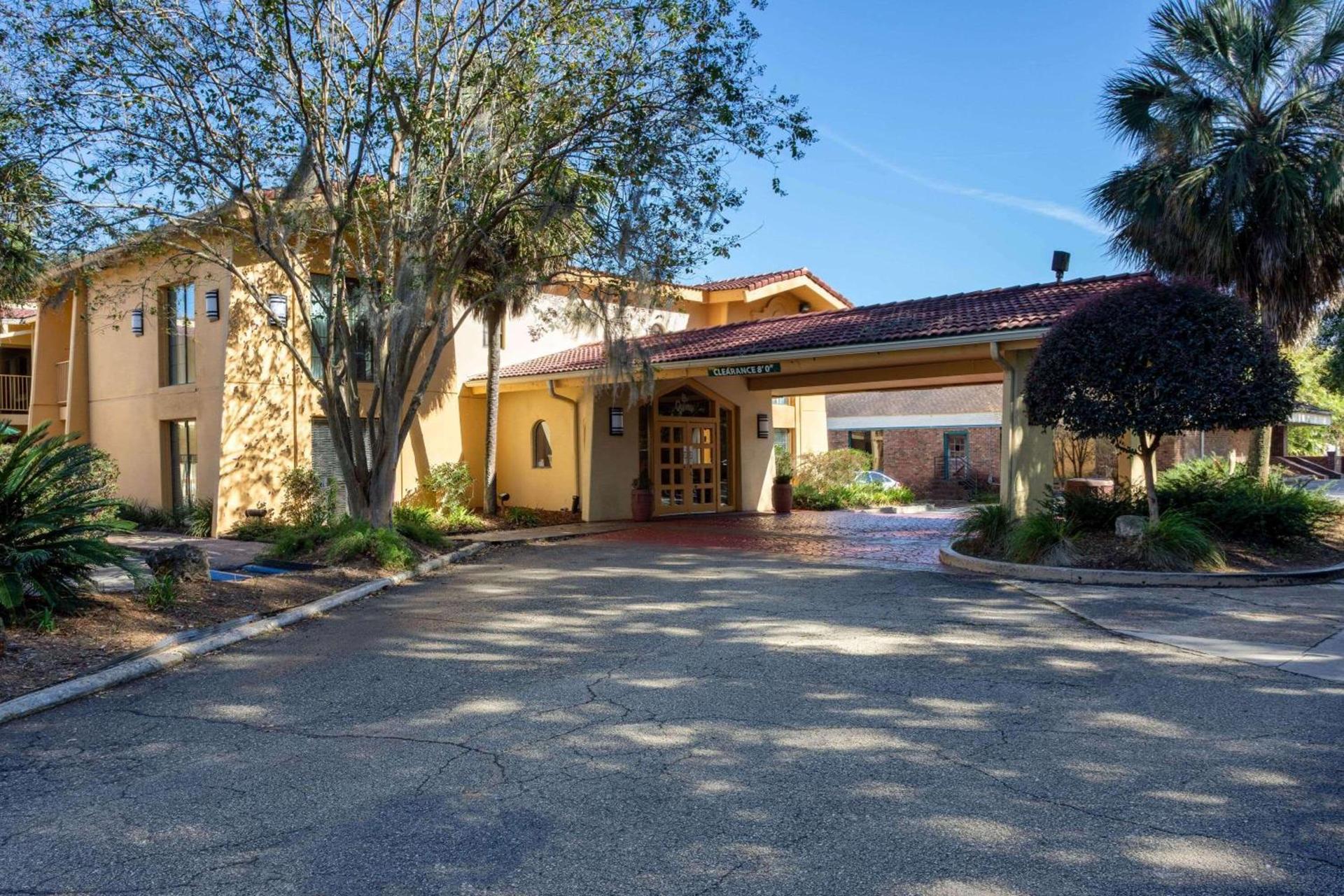 La Quinta Inn by Wyndham Tallahassee North photo 5