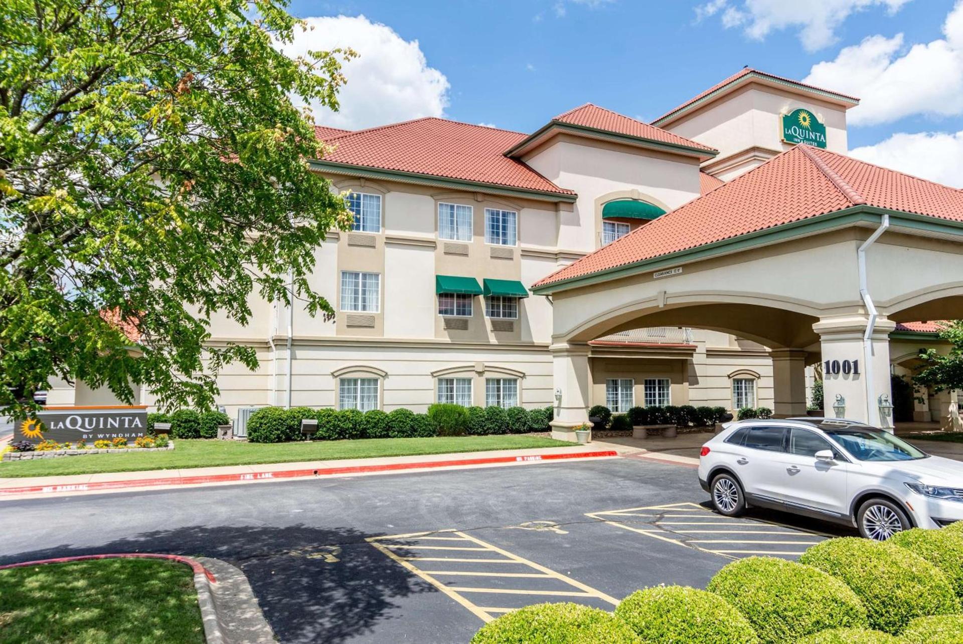 La Quinta by Wyndham Bentonville photo 31