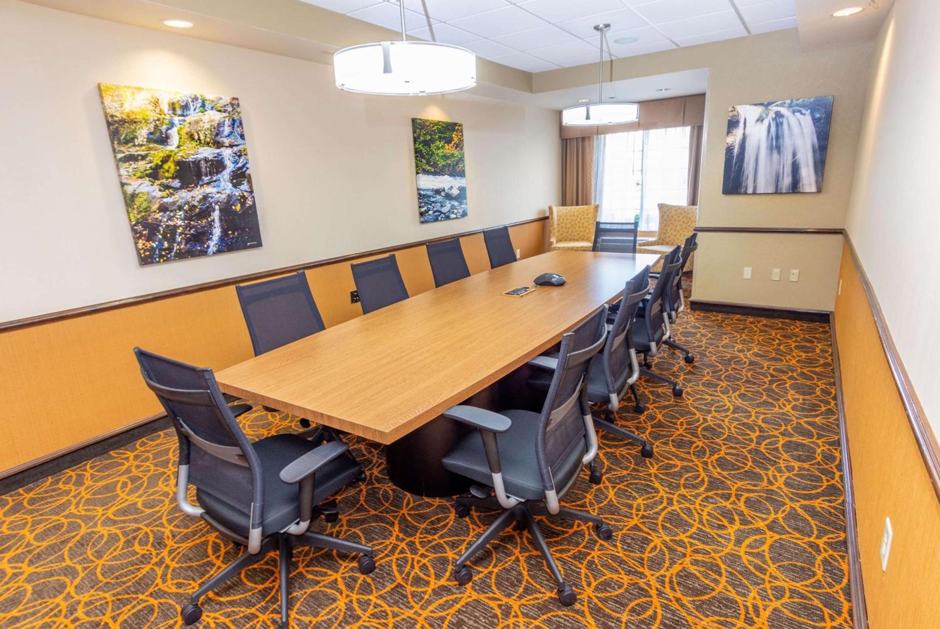 La Quinta by Wyndham Bentonville photo 35