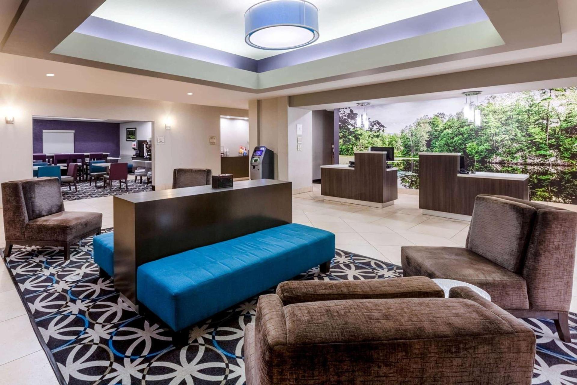 La Quinta by Wyndham Lumberton photo 28