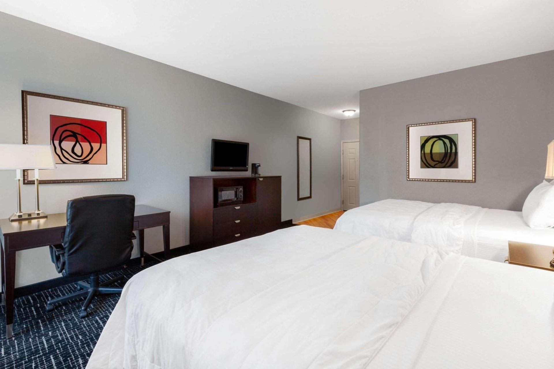 La Quinta by Wyndham Lumberton photo 37