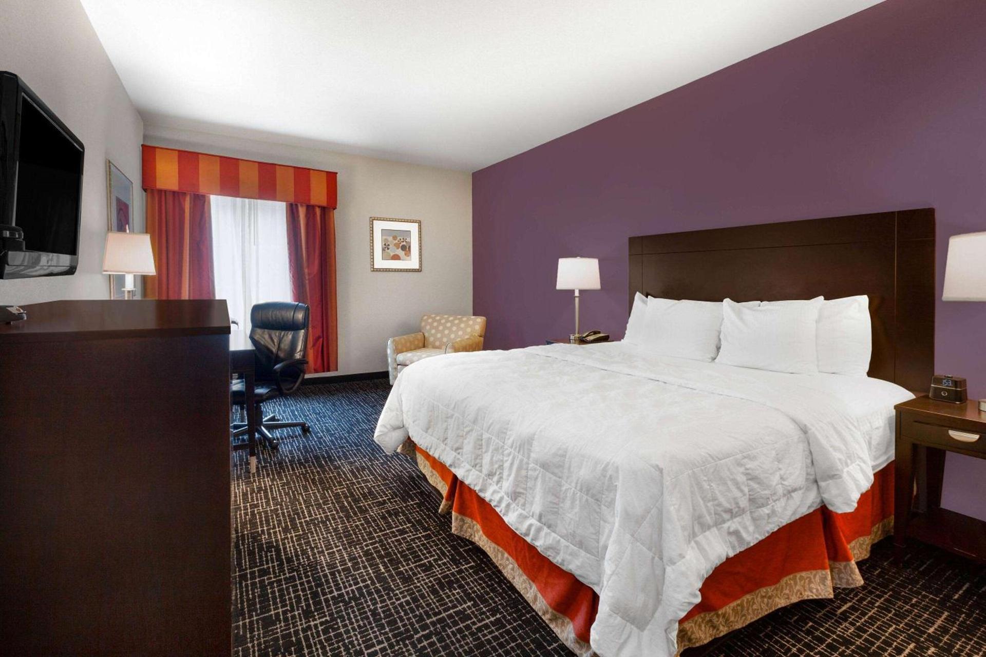 La Quinta by Wyndham Lumberton photo 40