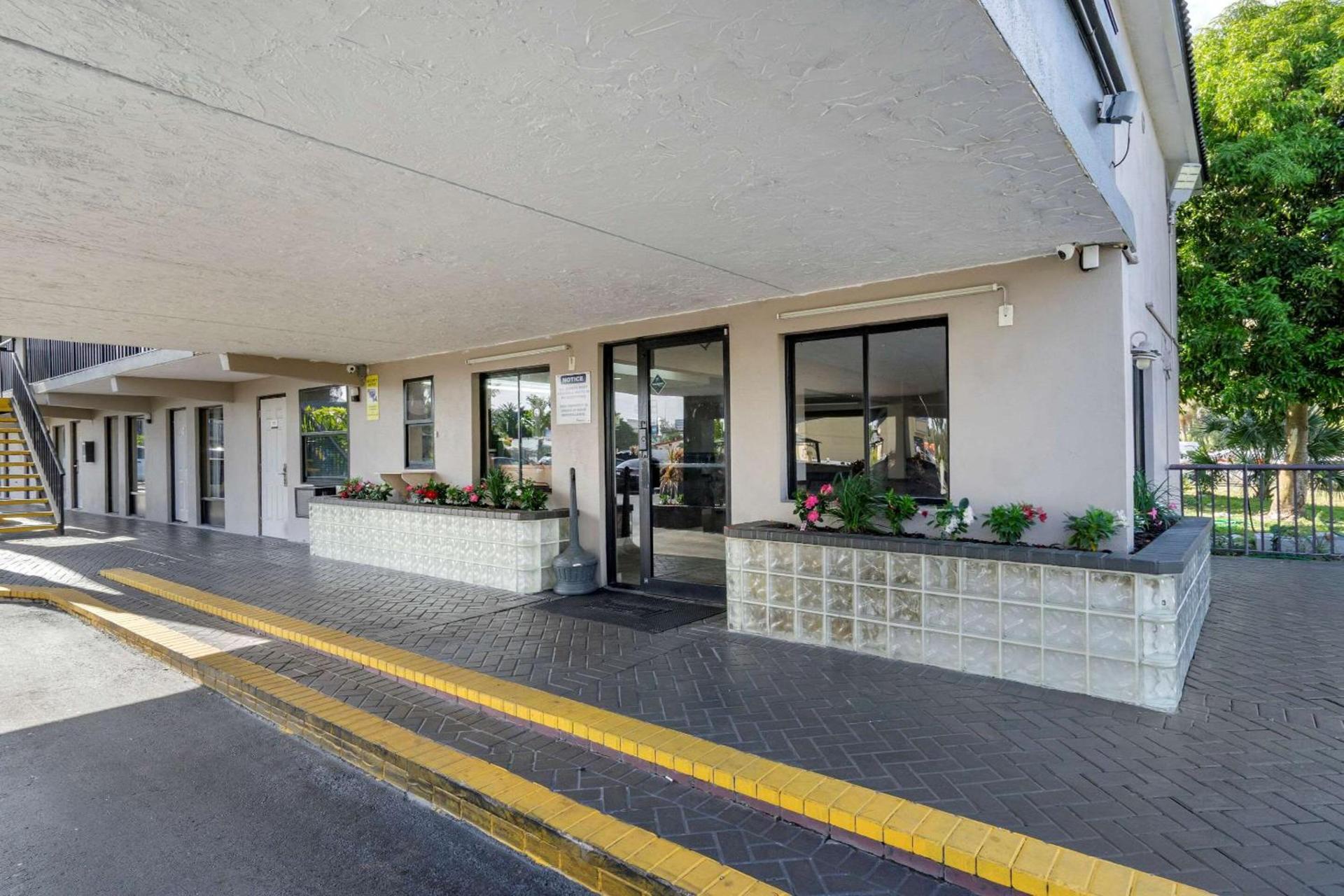 Rodeway Inn Clearwater-Dunedin photo 4