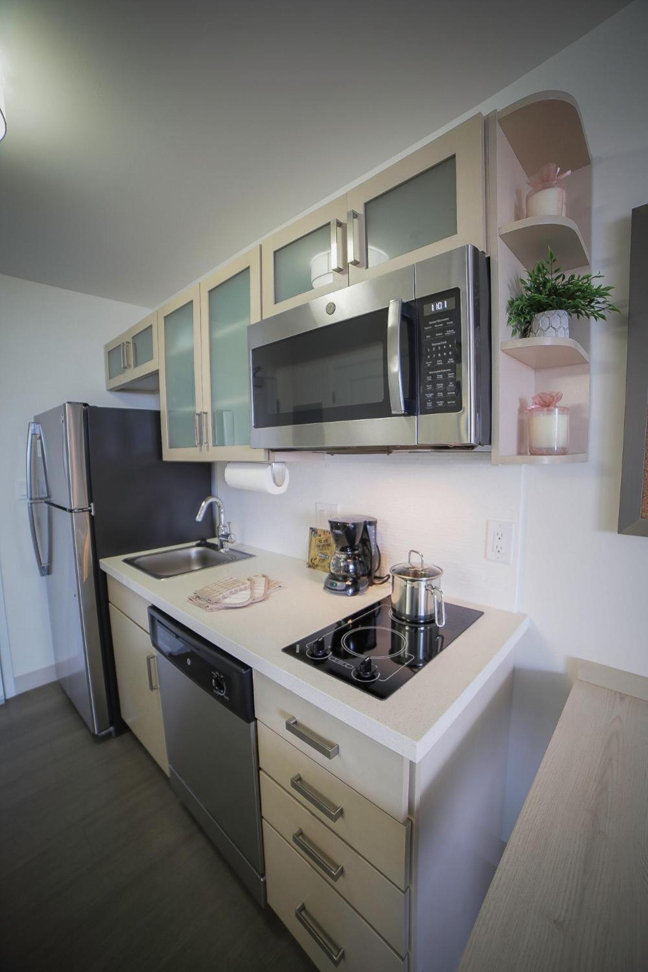 Candlewood Suites Miami Intl Airport - 36th St by IHG photo 8