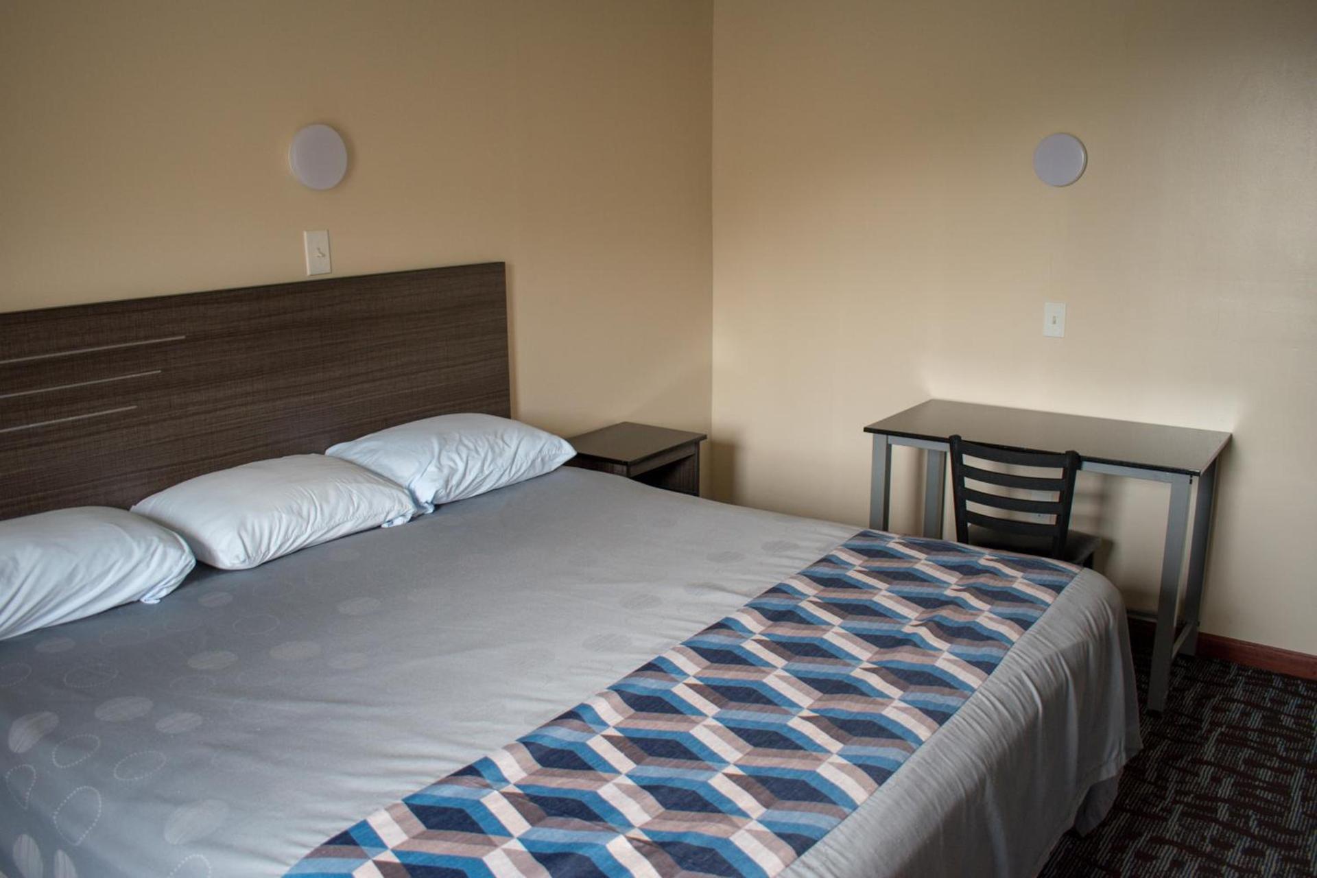 Inn of Lenoir Motor Lodge photo 6