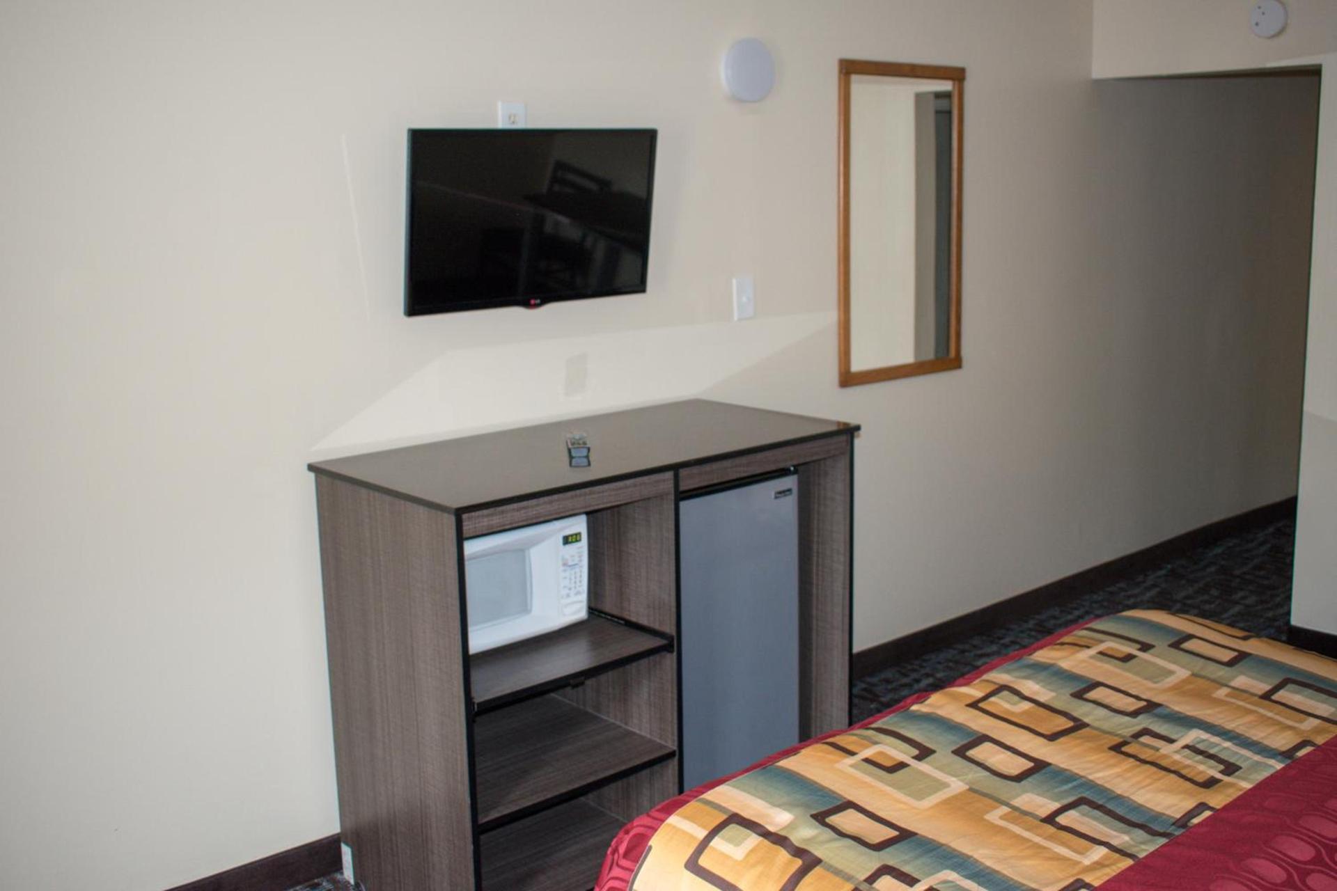 Inn of Lenoir Motor Lodge photo 10