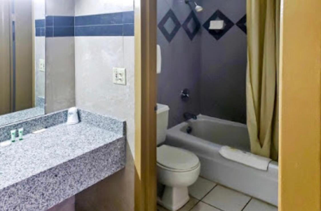 USA Inn photo 5