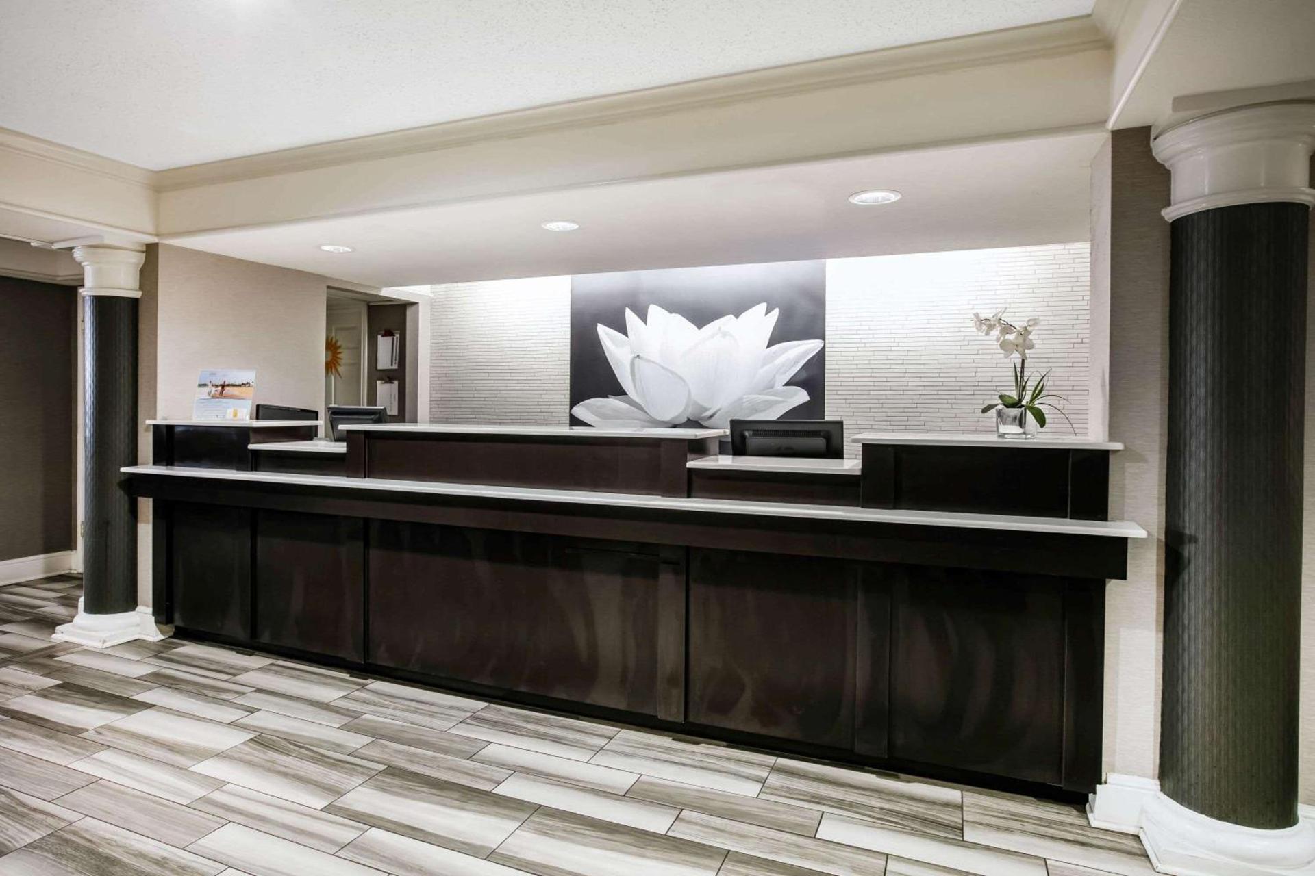 La Quinta Inn by Wyndham Dallas Uptown photo 36