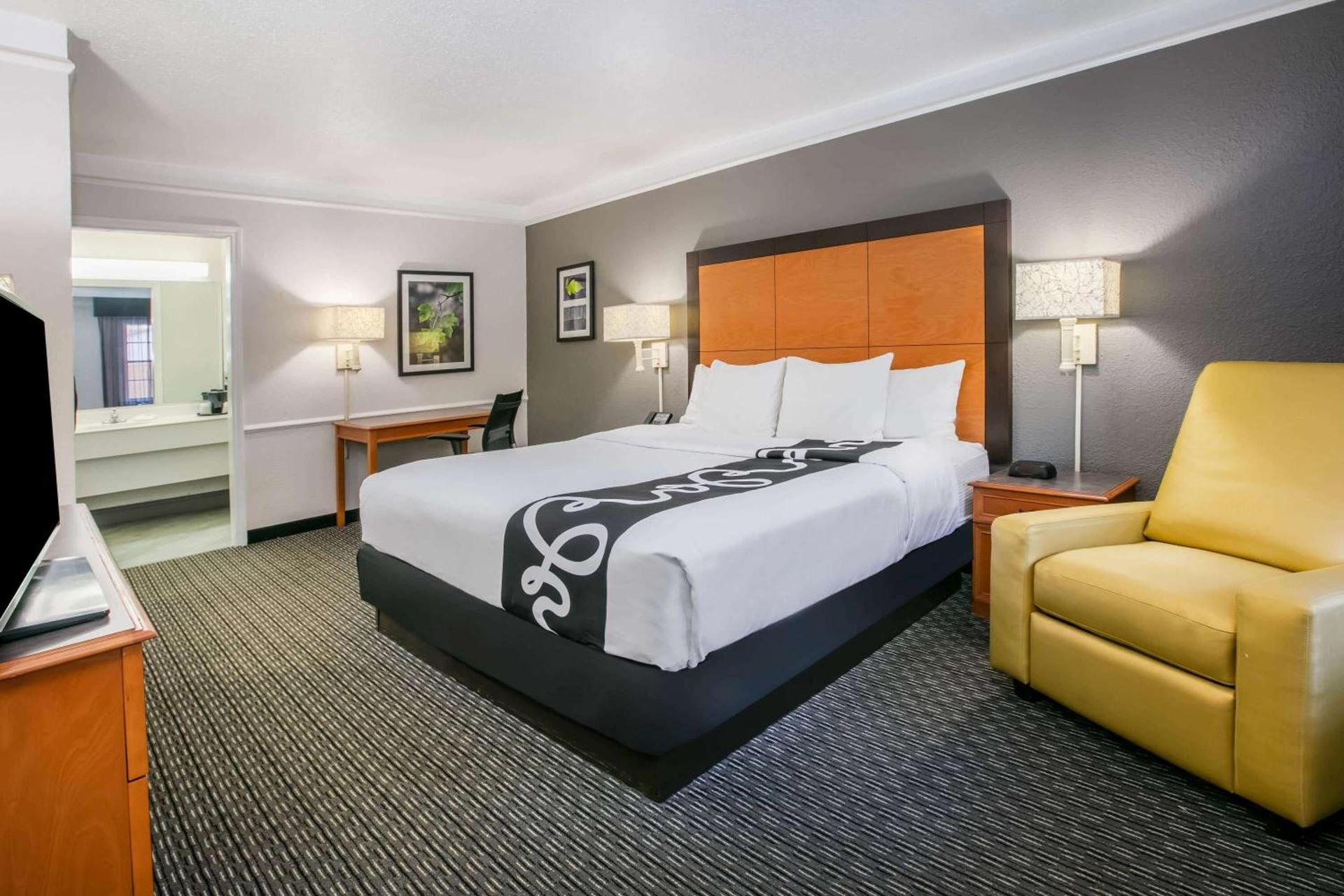 La Quinta Inn by Wyndham Dallas Uptown photo 64