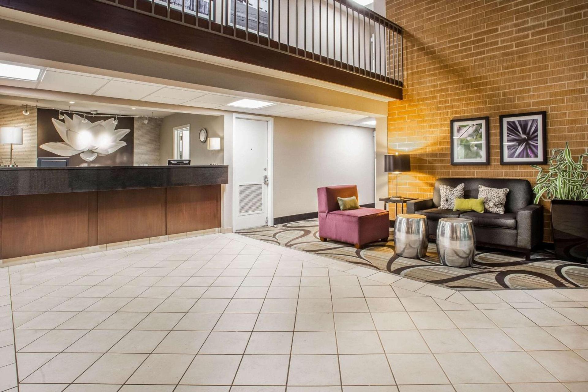 La Quinta Inn by Wyndham Oshkosh photo 28