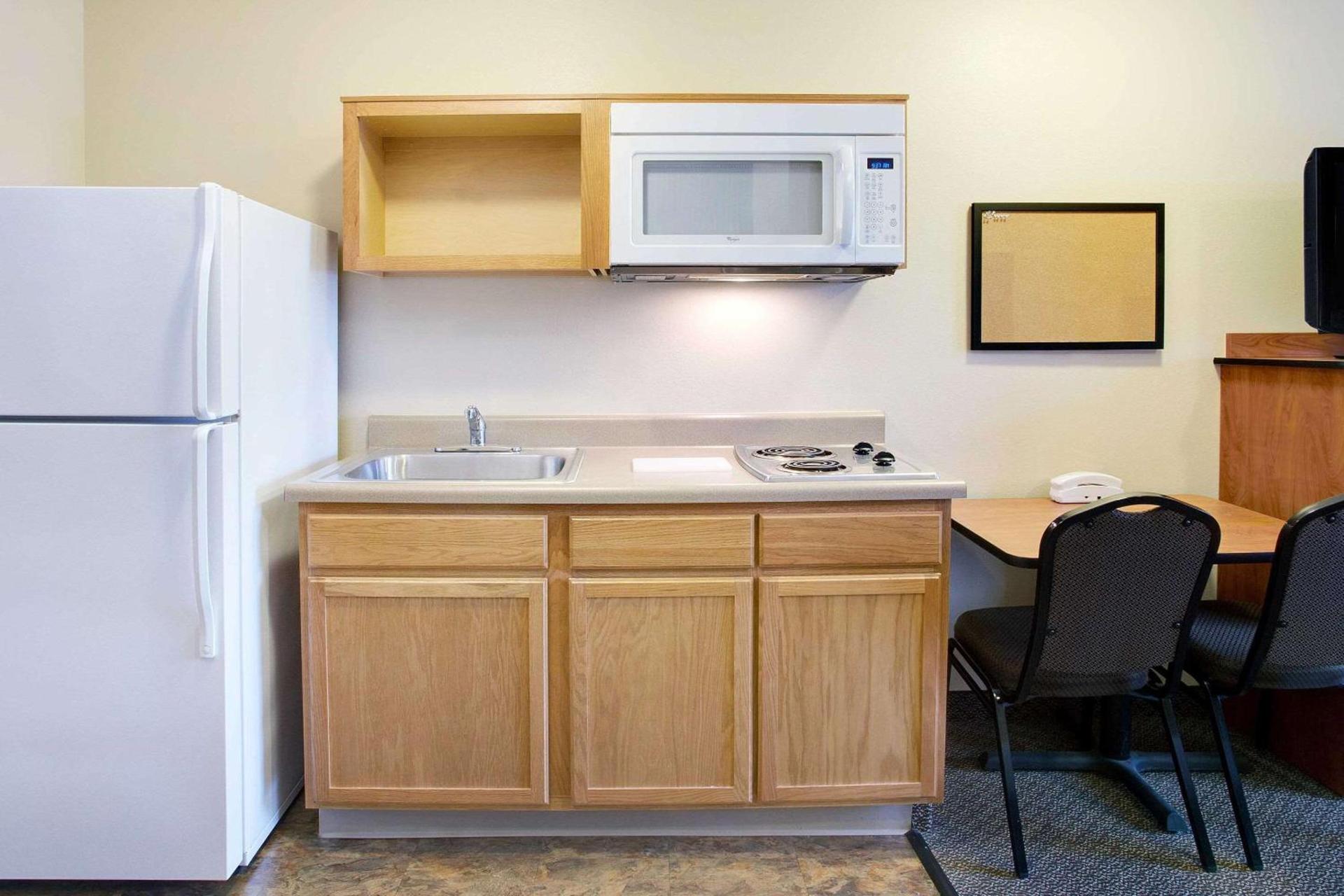 WoodSpring Suites Raleigh Northeast Wake Forest photo 11