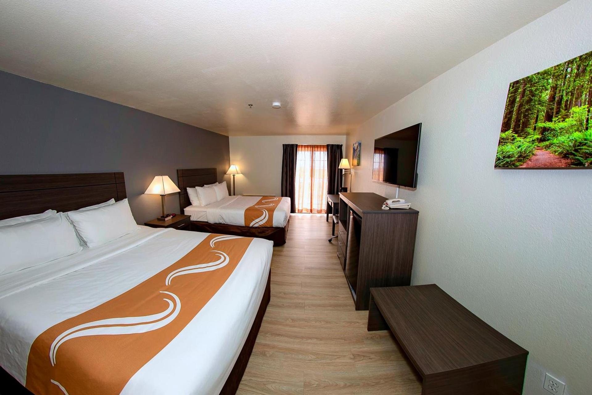 Quality Inn & Suites Crescent City Redwood Coast photo 2