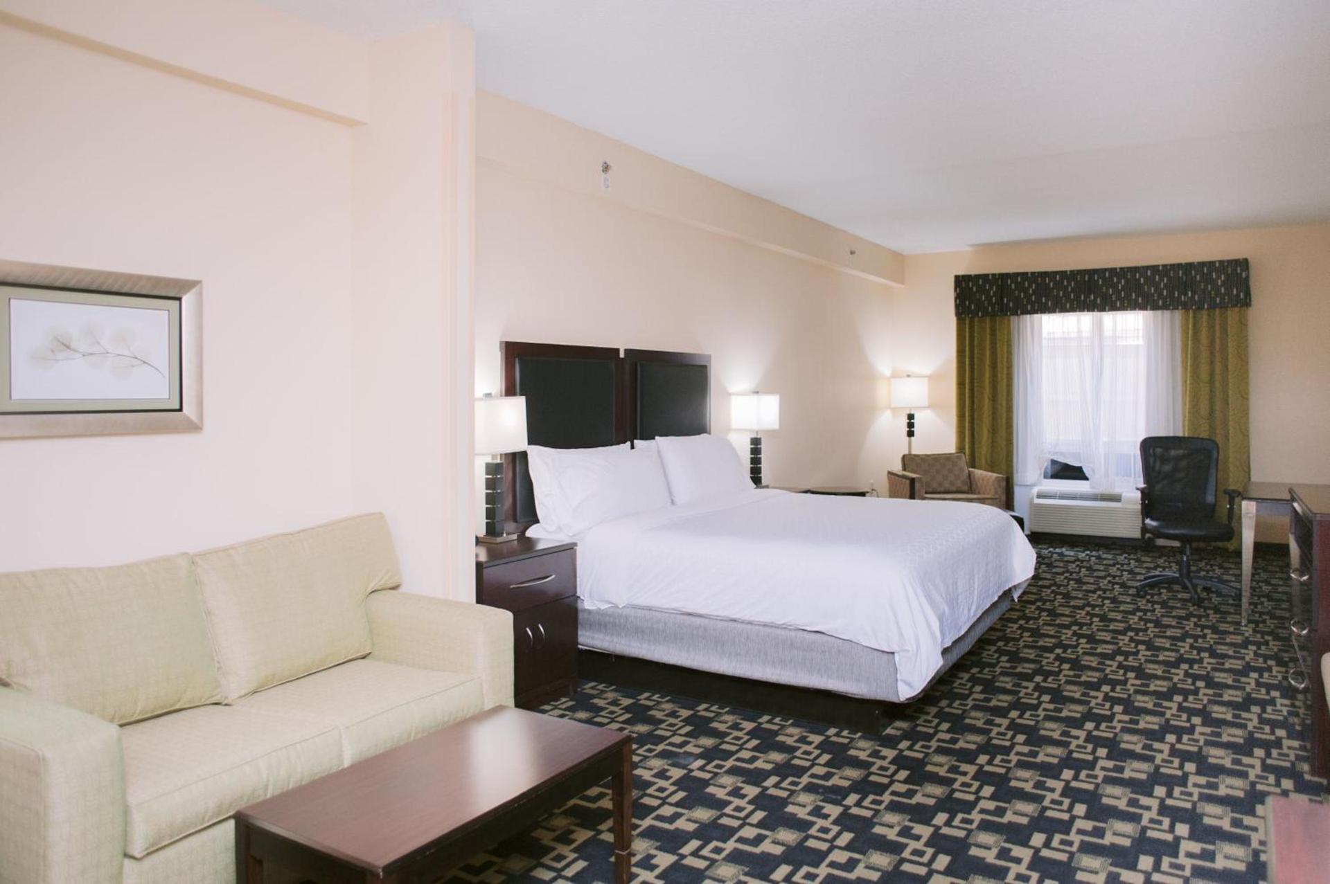 Holiday Inn Express Hotel Raleigh Southwest by IHG photo 4
