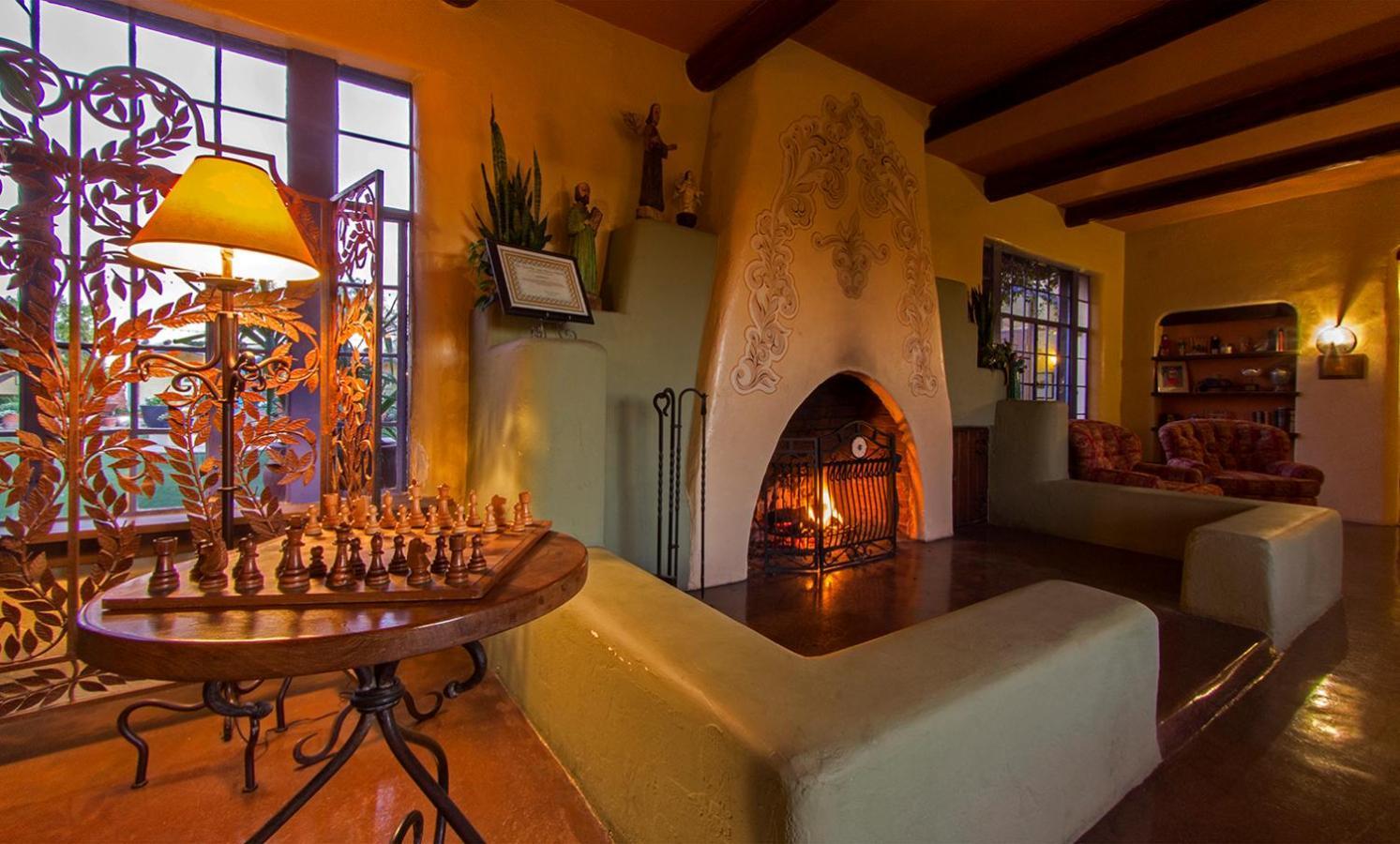 Hacienda del Sol Guest Ranch Resort photo 5