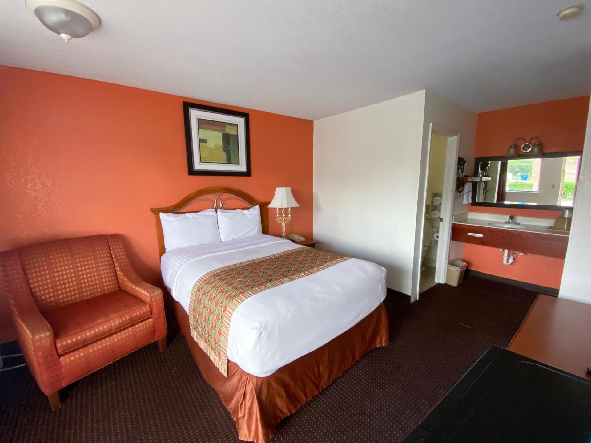Royal Inn Richmond Hill- Savannah I-95 photo 25