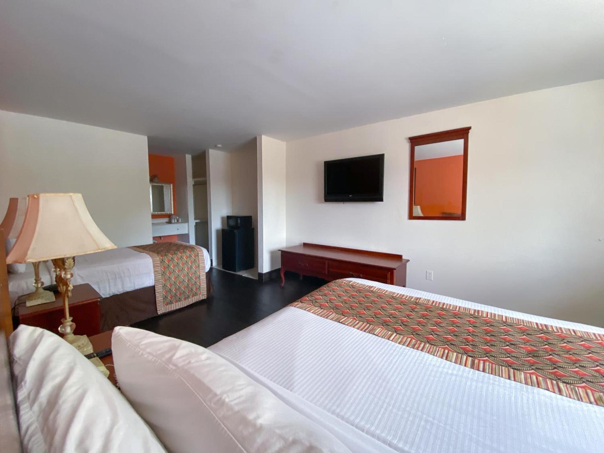 Royal Inn Richmond Hill- Savannah I-95 photo 17