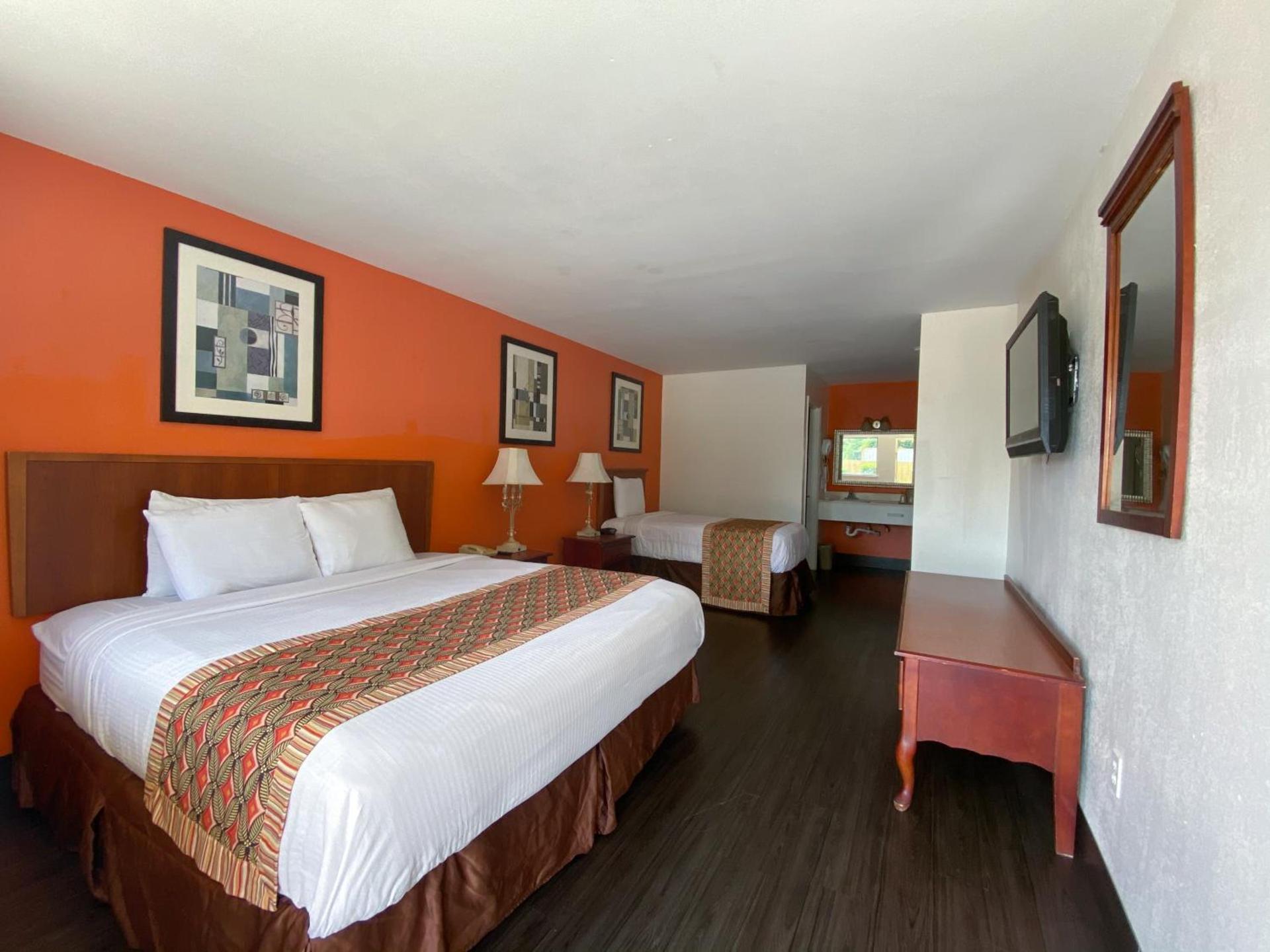 Royal Inn Richmond Hill- Savannah I-95 photo 16