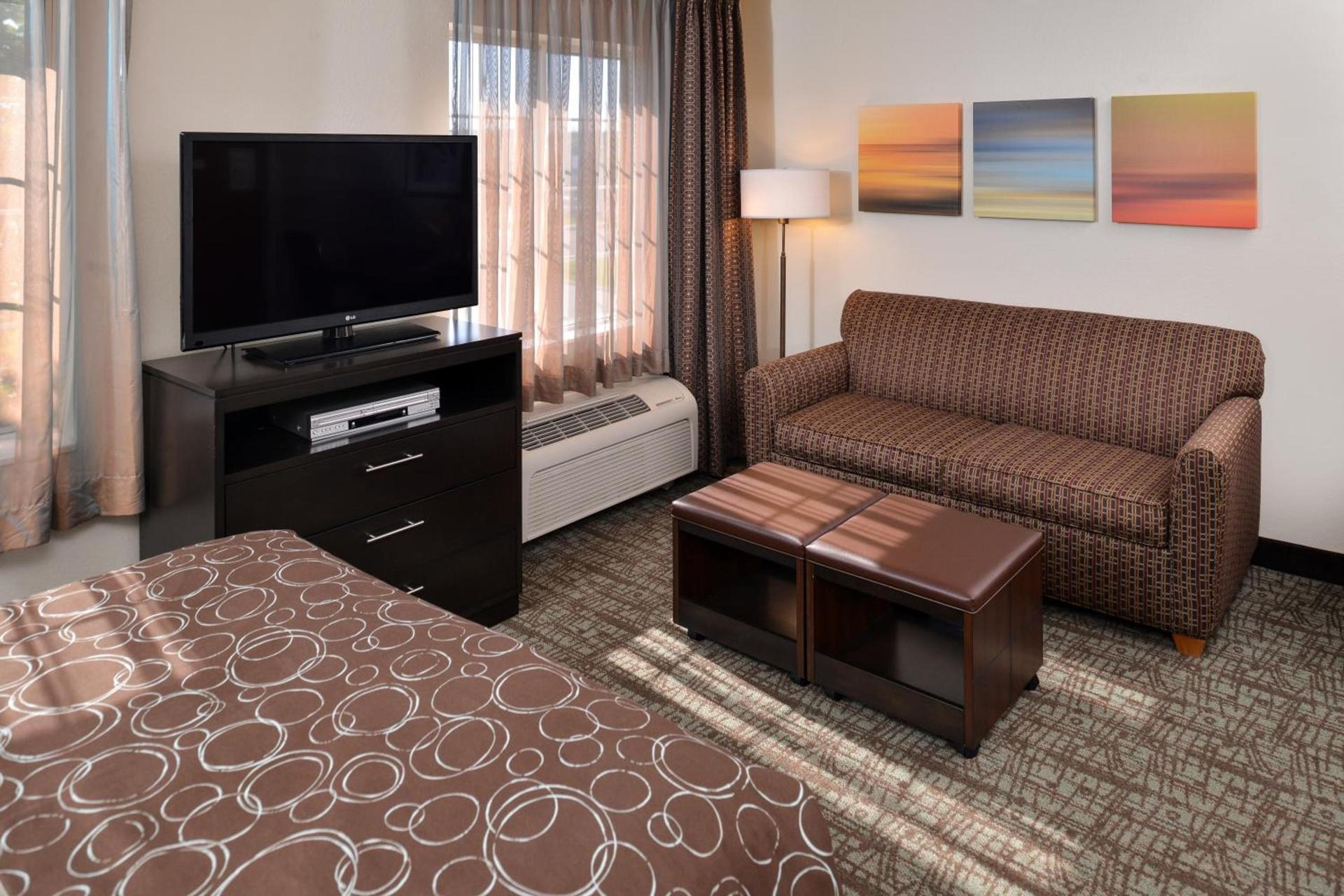 Staybridge Suites Sioux Falls at Empire Mall by IHG photo 21