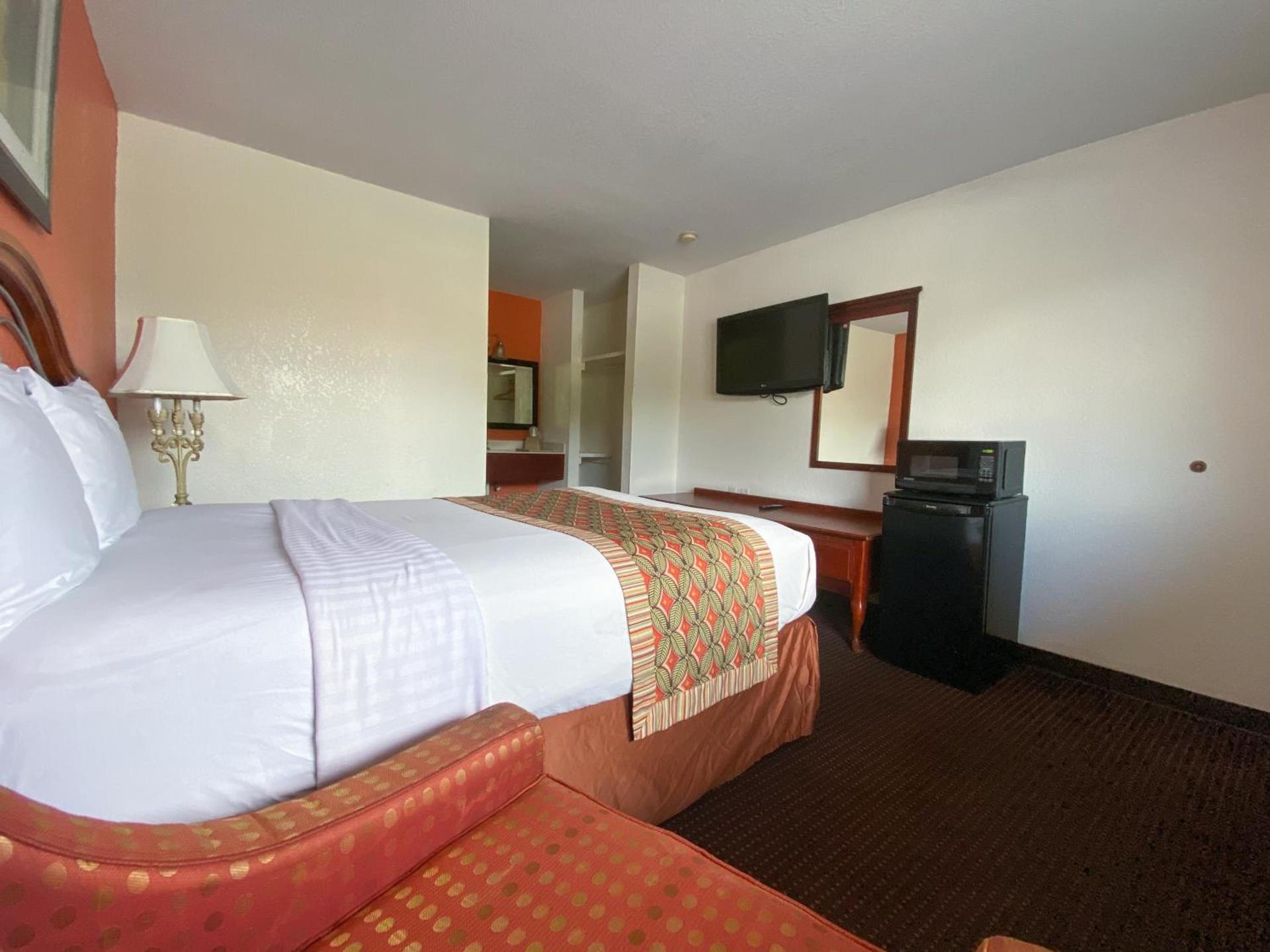 Royal Inn Richmond Hill- Savannah I-95 photo 6