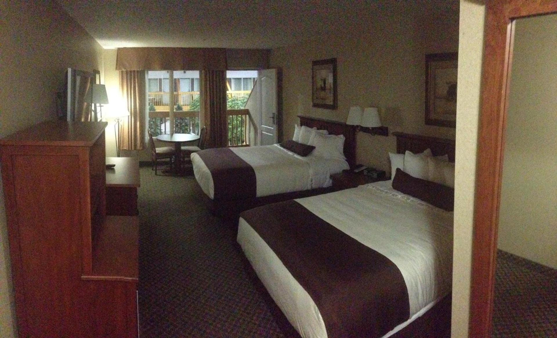 C'mon Inn & Suites Fargo photo 12