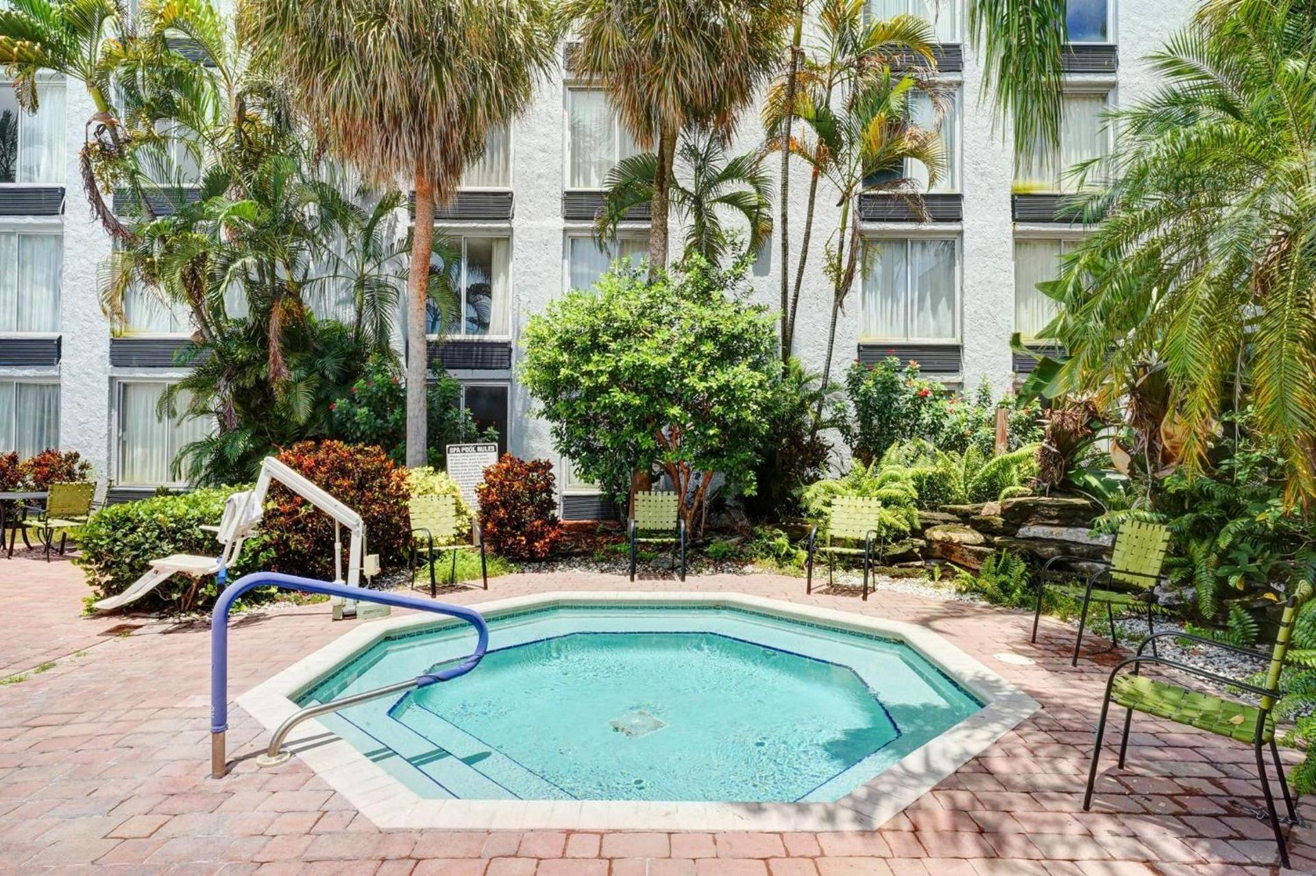 Plaza Hotel Fort Lauderdale photo 4