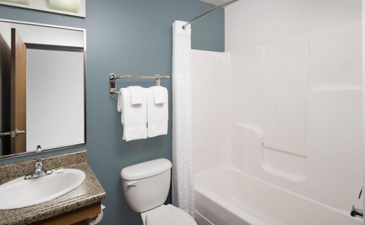 WoodSpring Suites Allentown Bethlehem photo 12