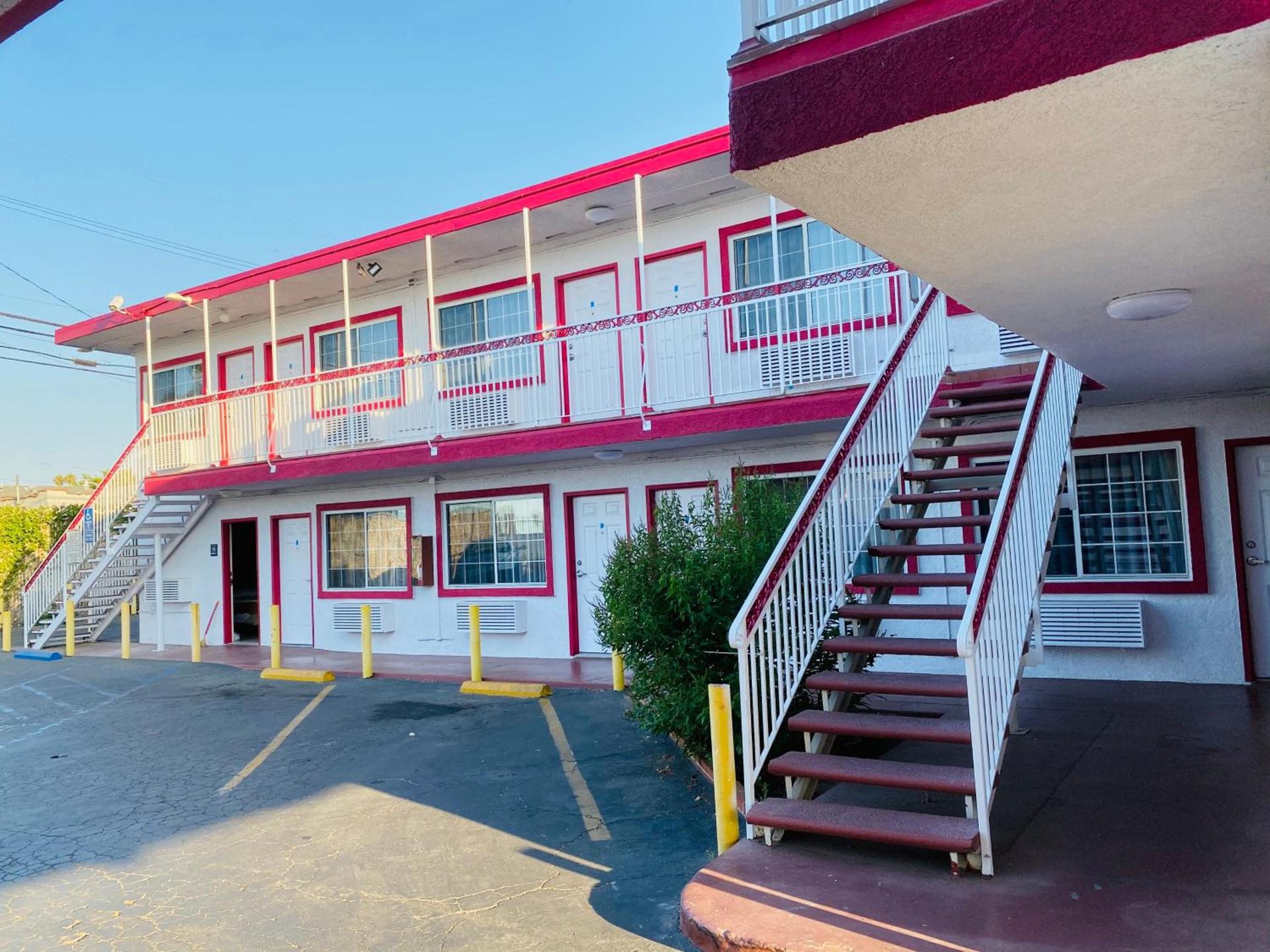 Casa Valentine Inn - Los Angeles photo 24
