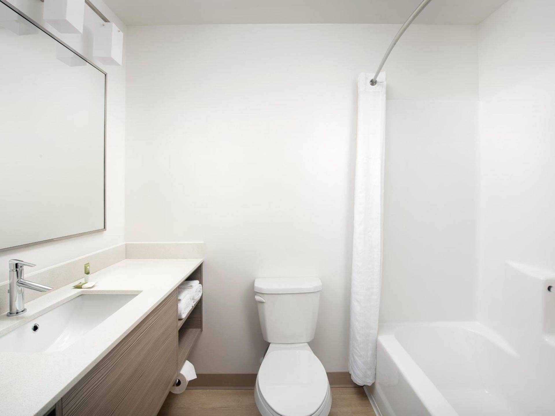 WoodSpring Suites Seattle Tukwila photo 23