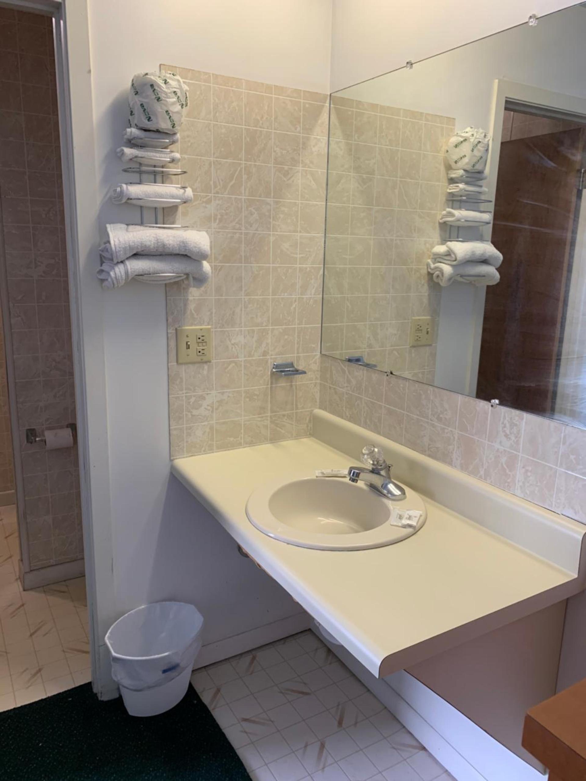 Boone trail inn photo 12