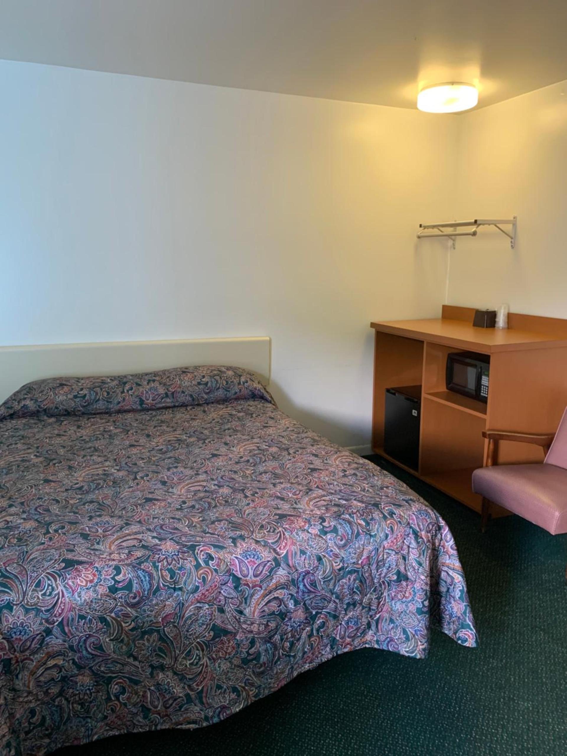 Boone trail inn photo 26