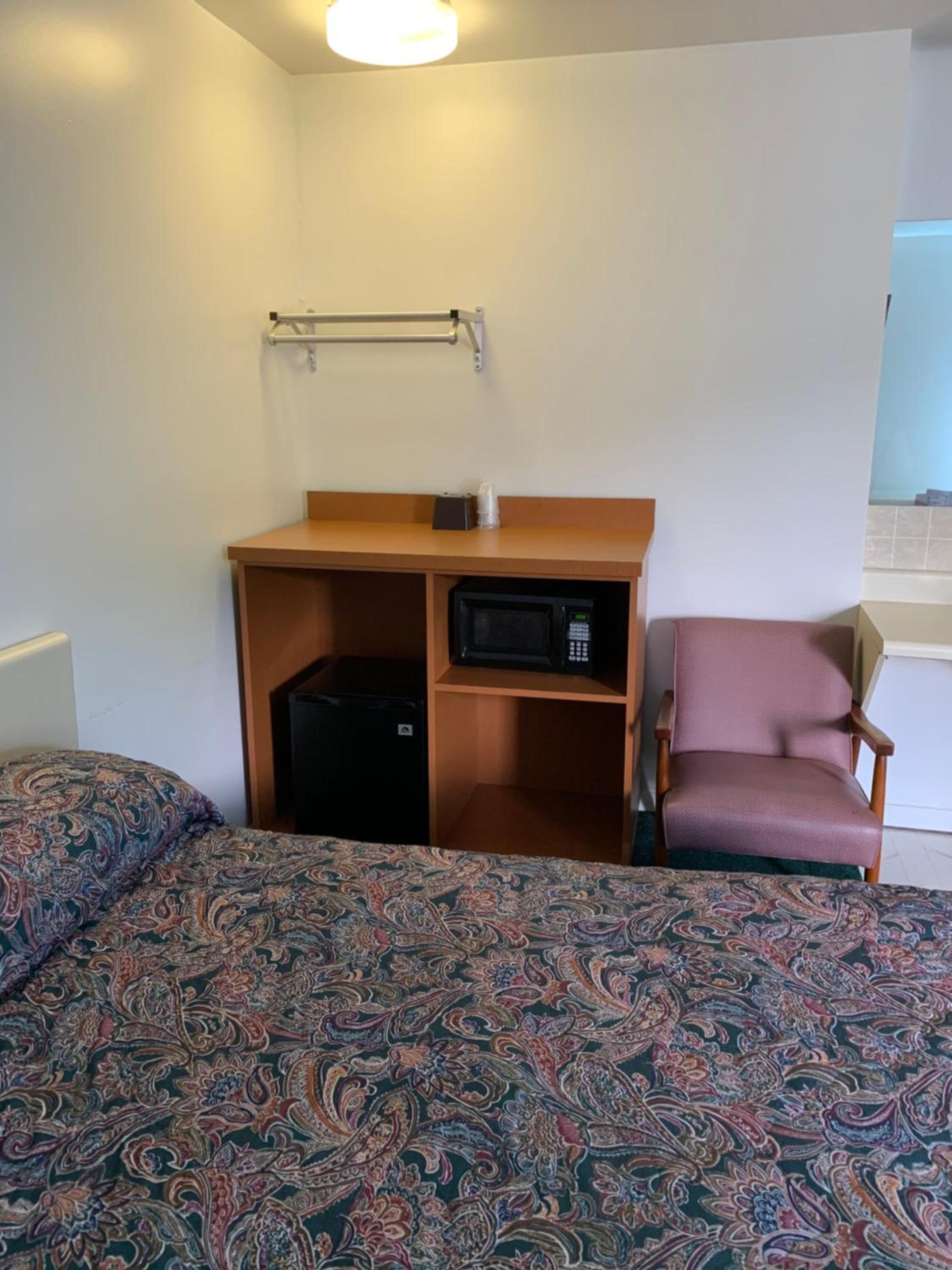 Boone trail inn photo 28