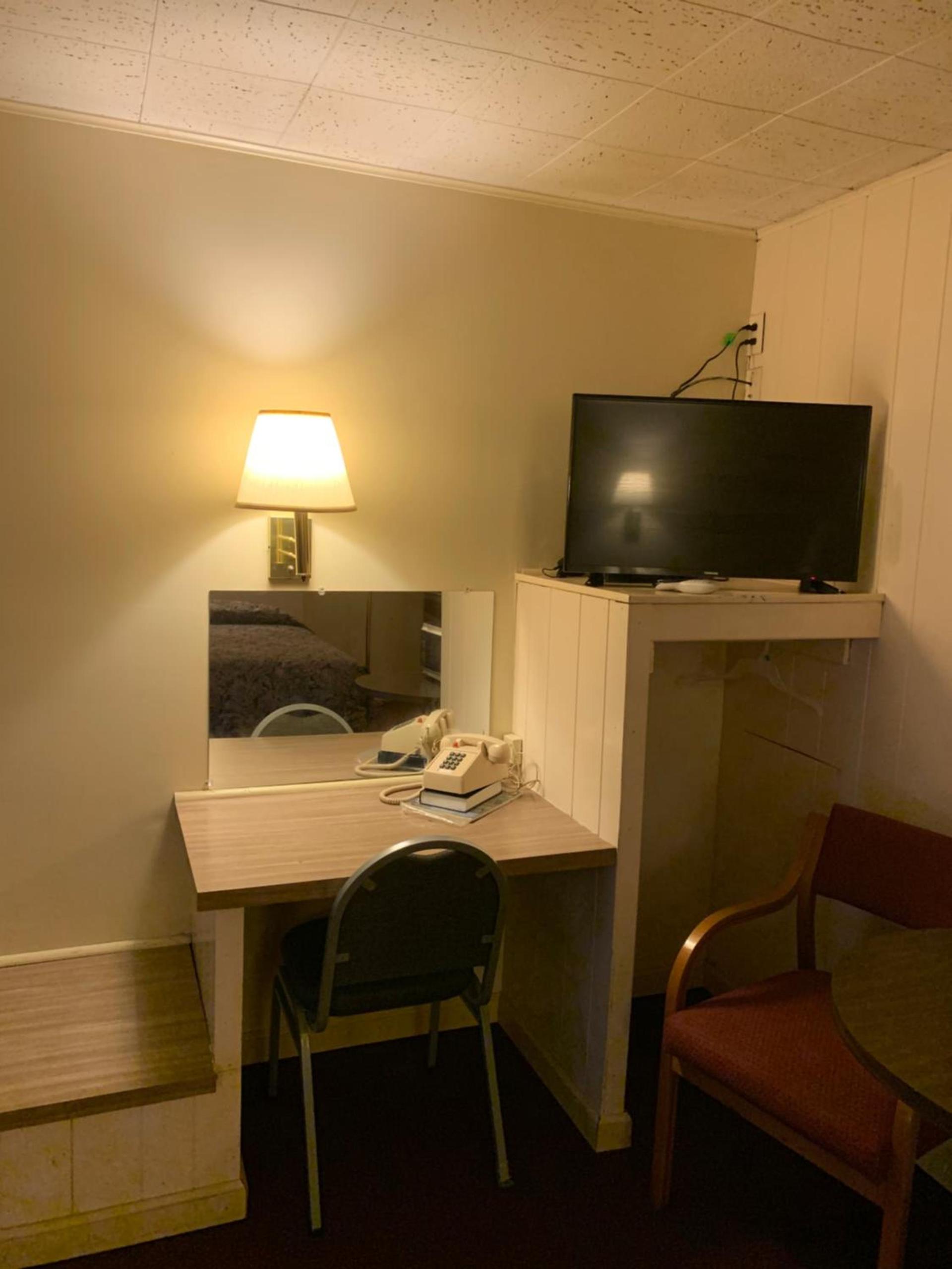 Boone trail inn photo 16