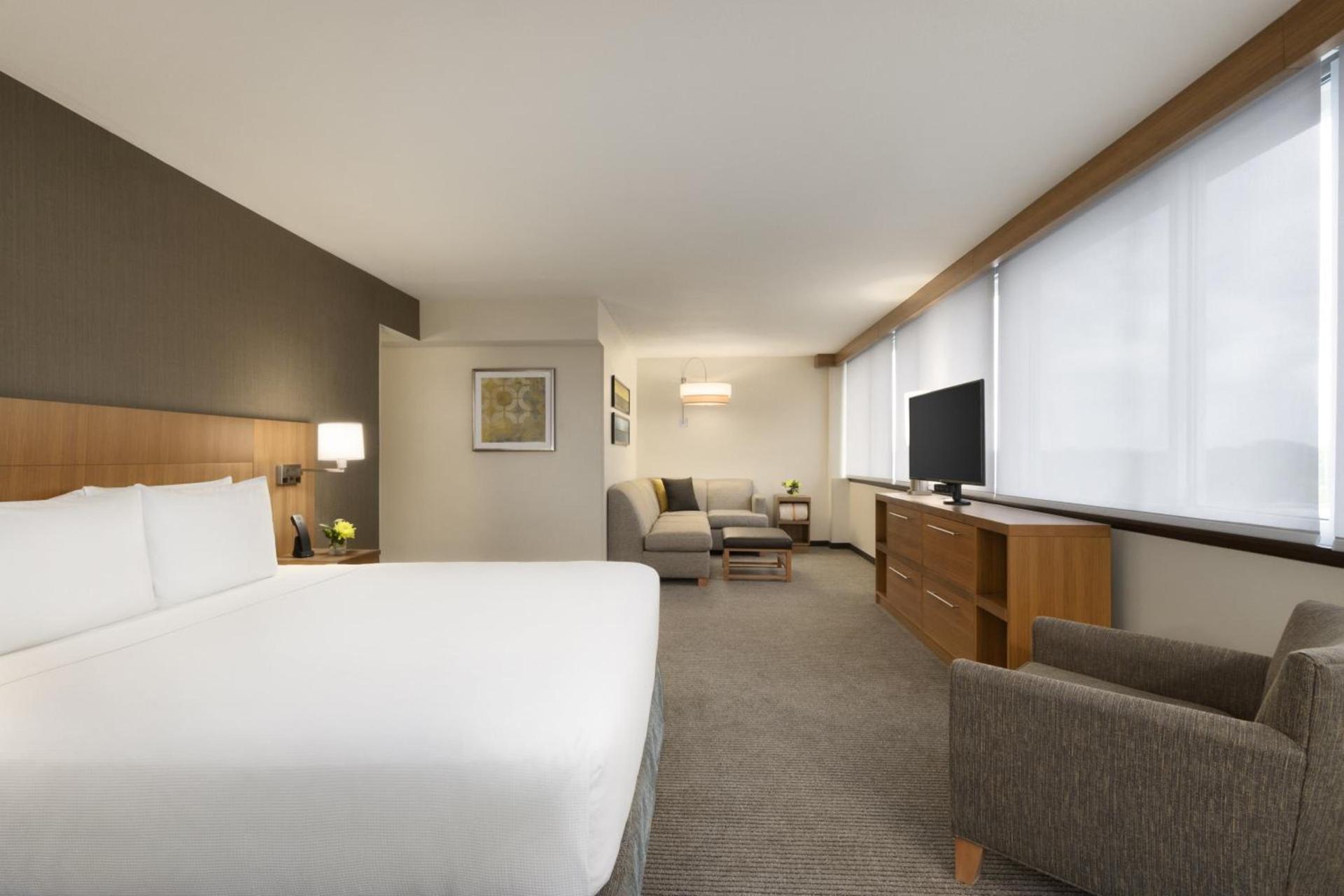 Hyatt Place Chicago O'Hare Airport photo 45