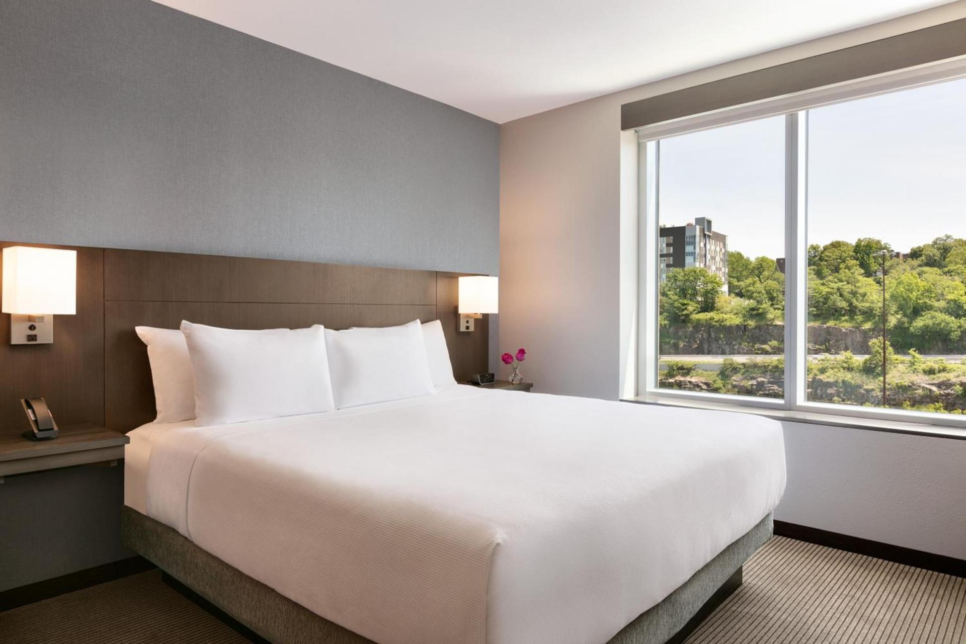 Hyatt Place Fort Lee/George Washington Bridge photo 20