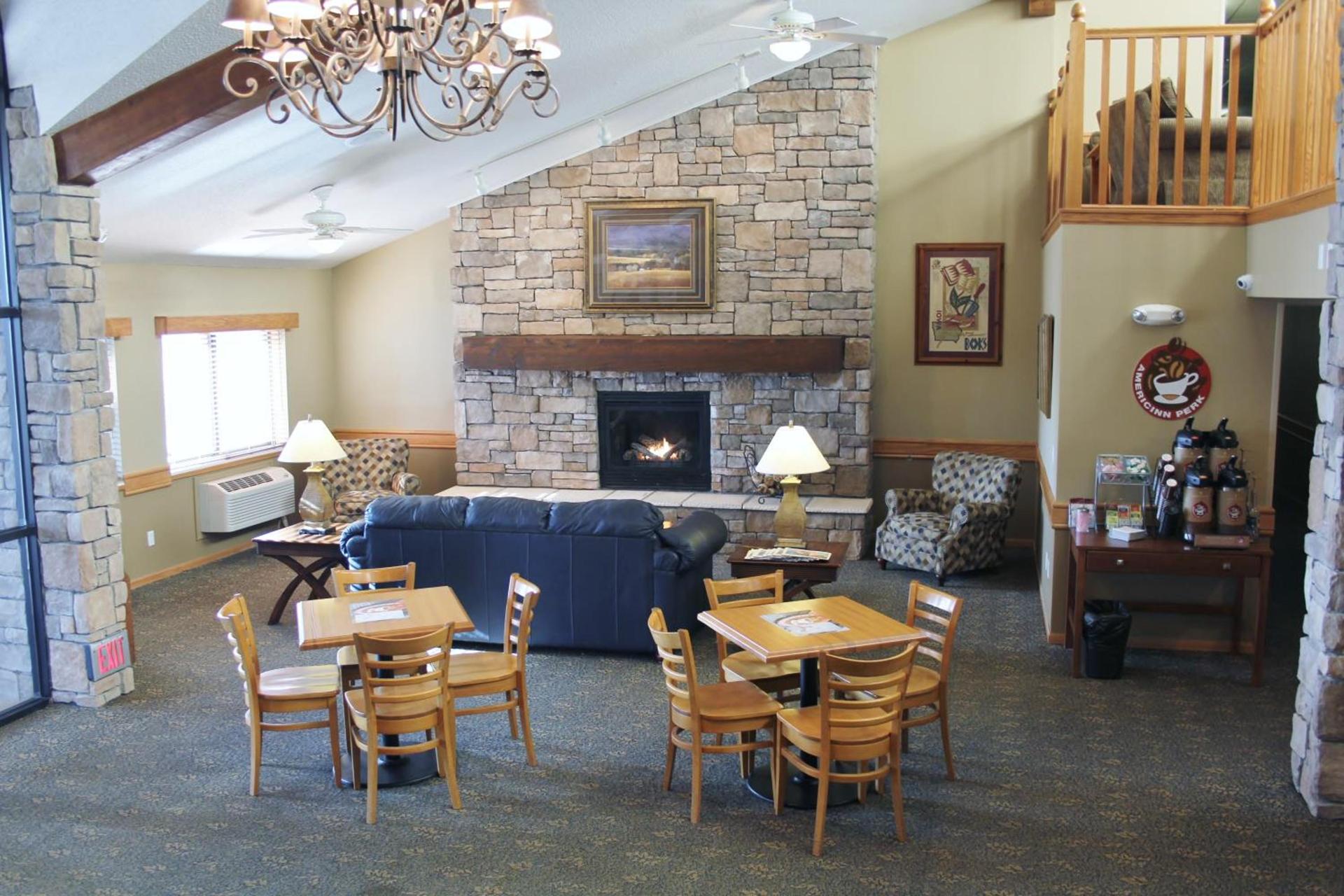AmericInn by Wyndham Cedar Rapids Airport photo 13