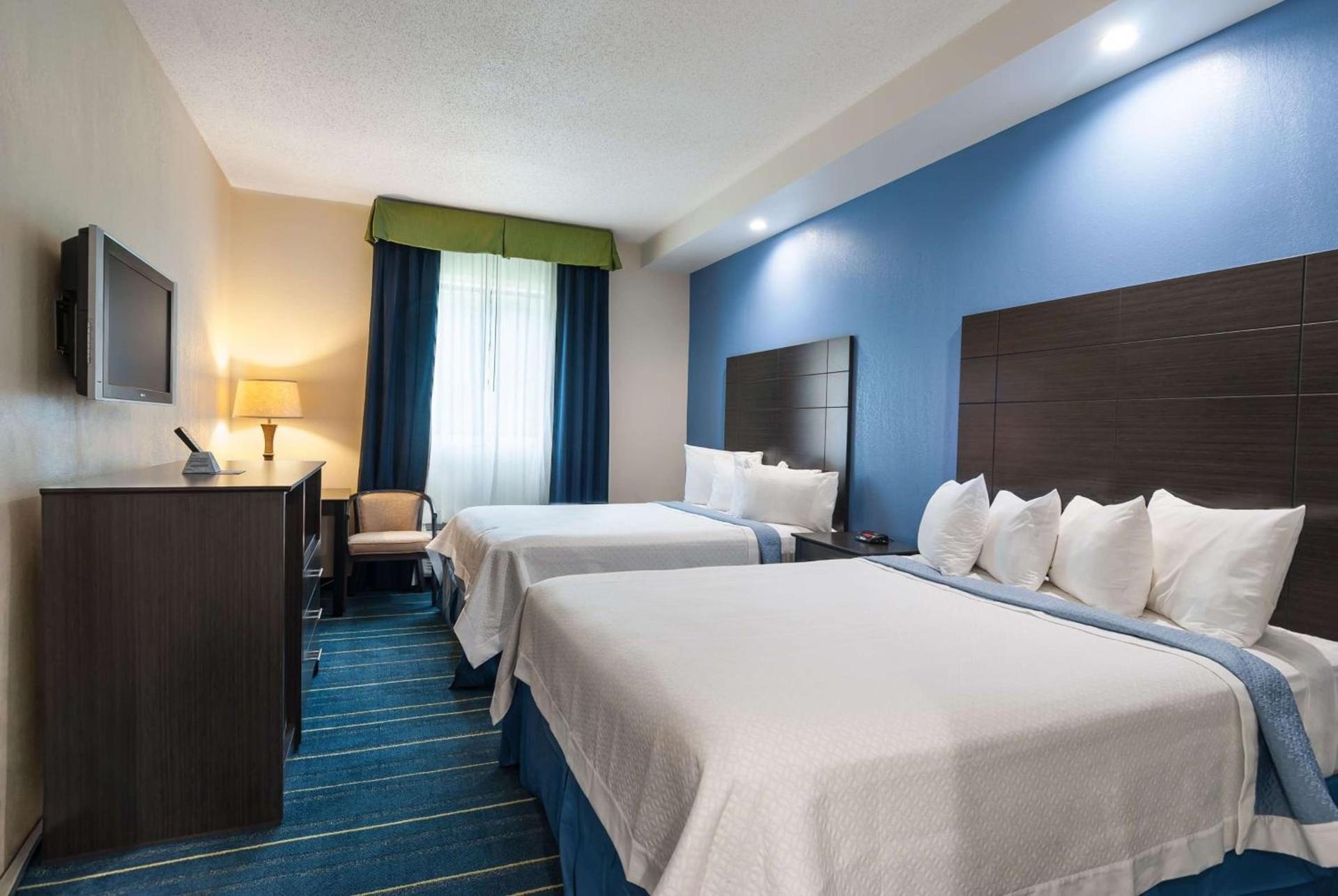 Days Inn by Wyndham Tamworth photo 8