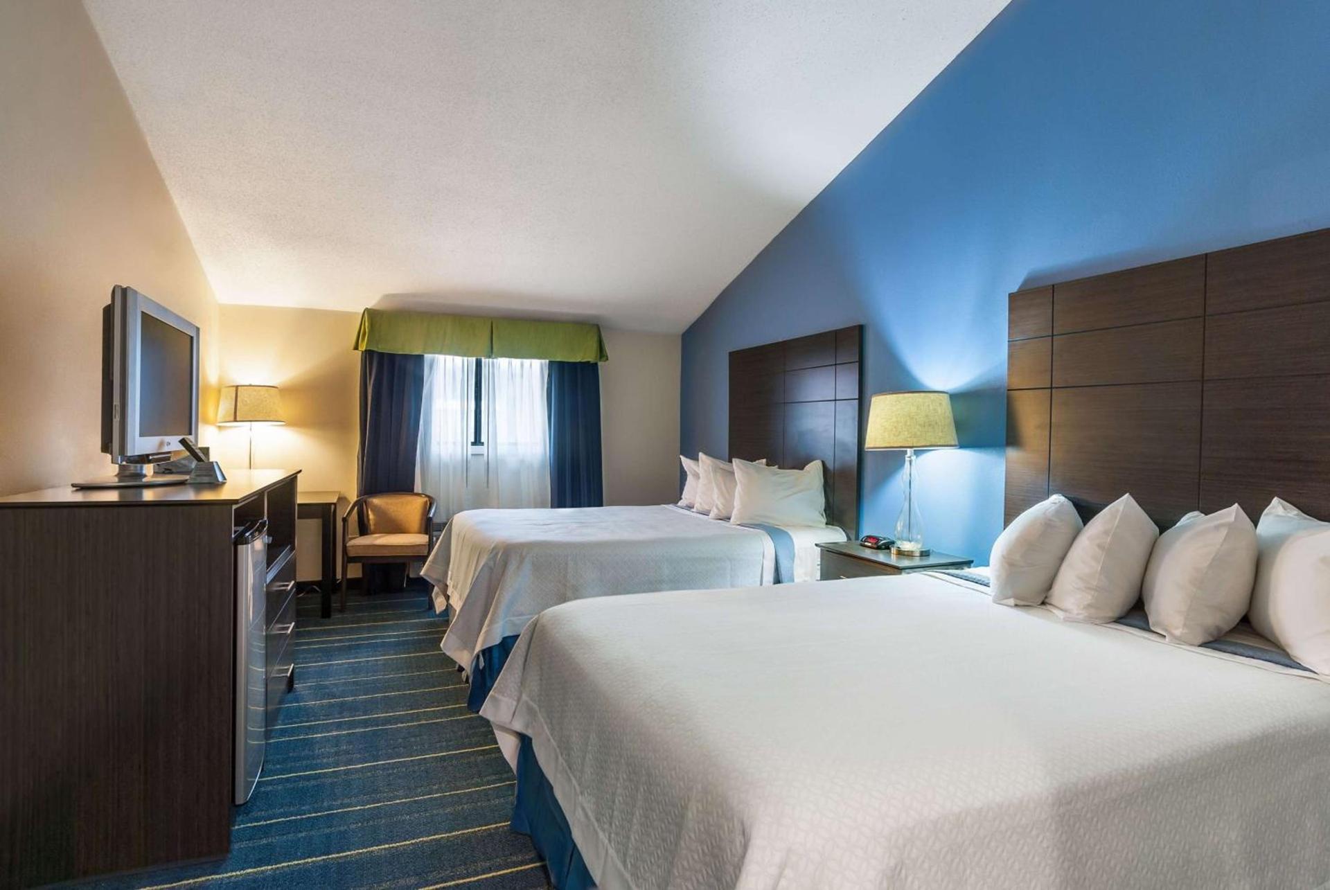Days Inn by Wyndham Tamworth photo 10