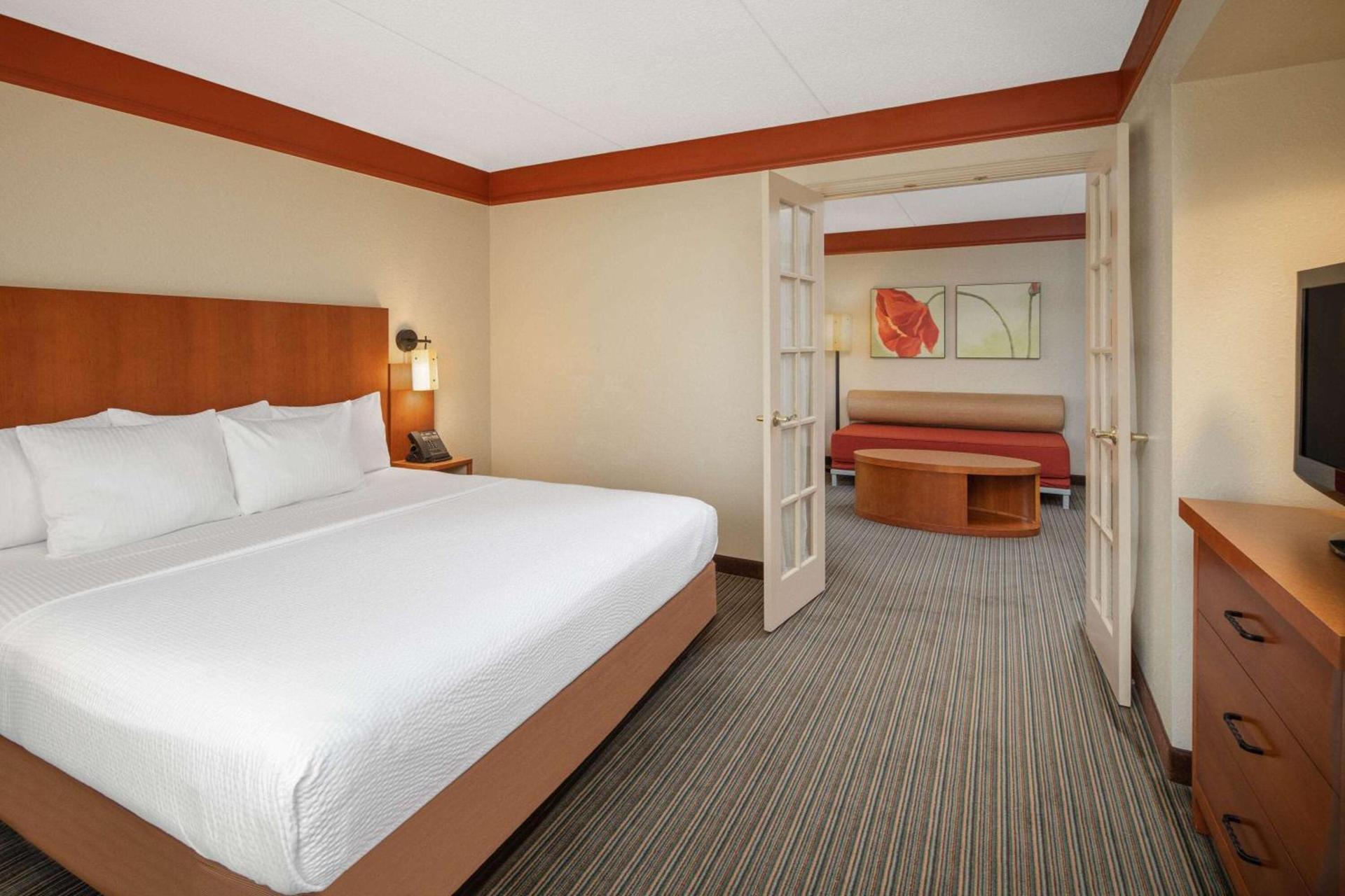 La Quinta by Wyndham Atlanta Ballpark/Galleria photo 39
