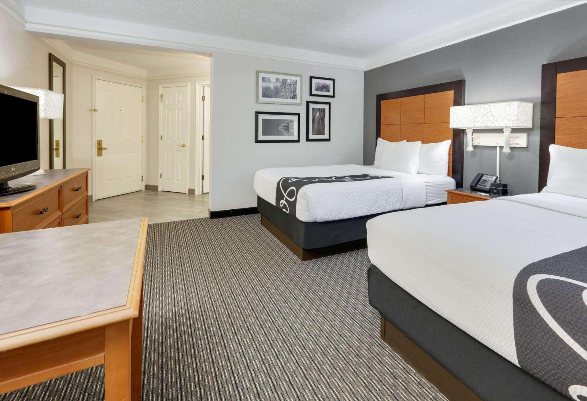 La Quinta by Wyndham Dallas - Addison Galleria photo 19