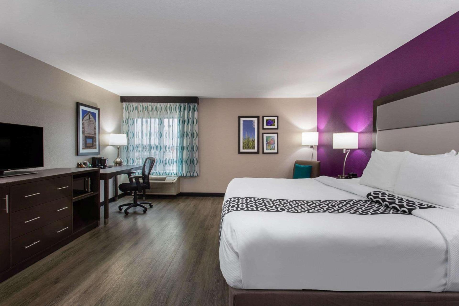 La Quinta by Wyndham Effingham photo 39