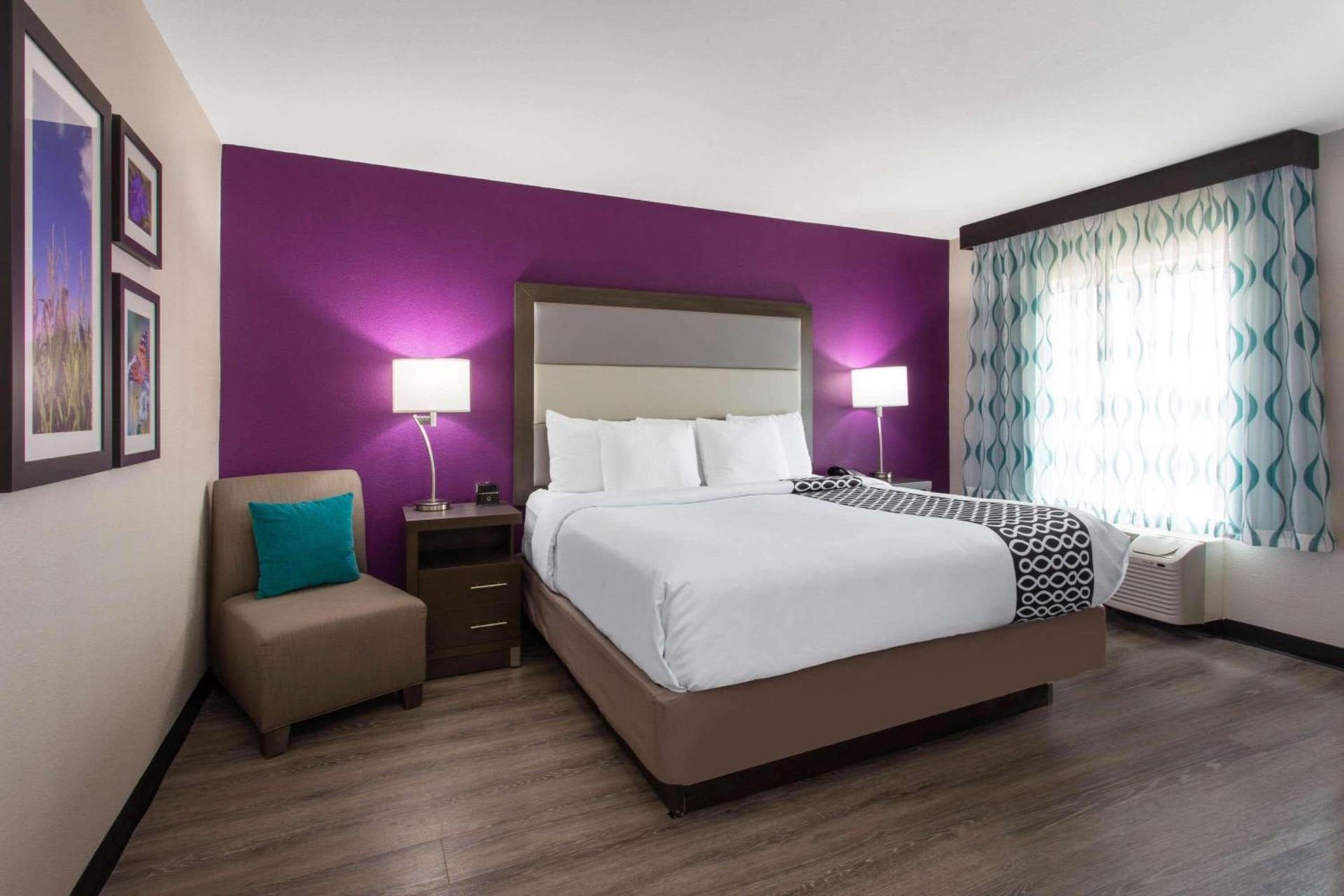 La Quinta by Wyndham Effingham photo 51