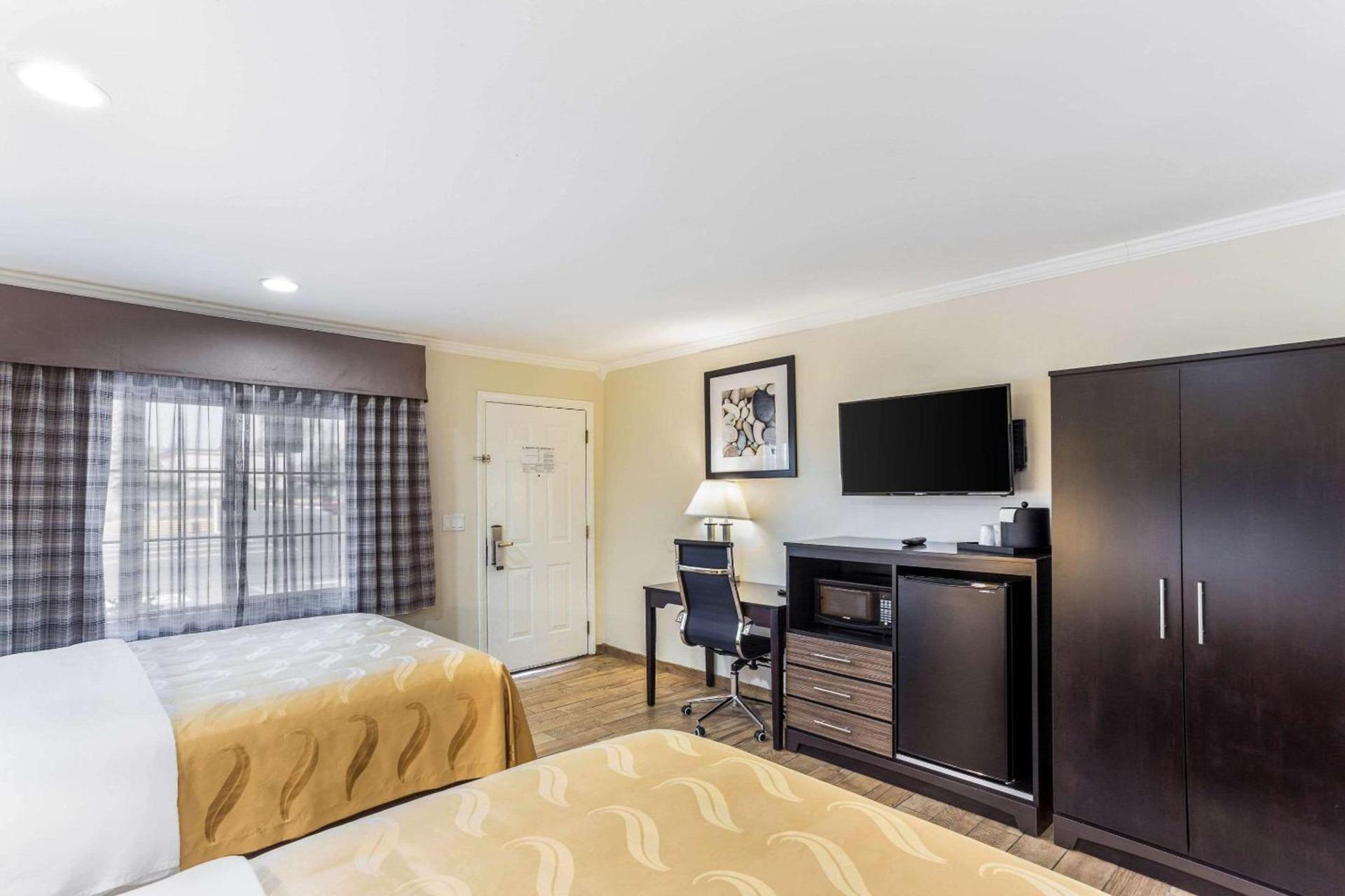 Quality Inn Escondido San Diego North County photo 24