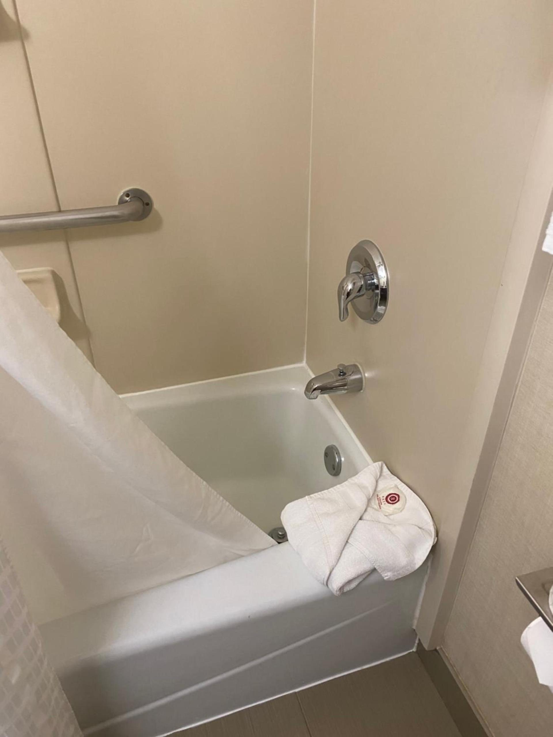 Wingate by Wyndham Springfield photo 19