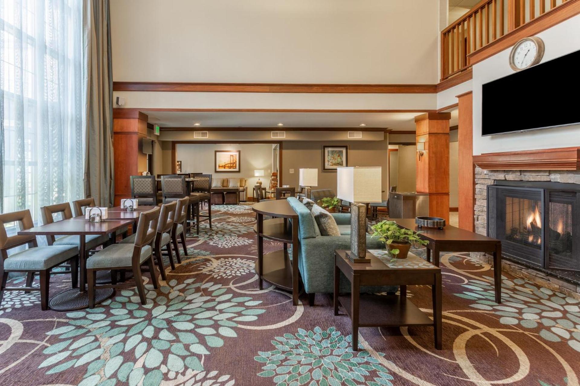 Staybridge Suites Davenport by IHG photo 18