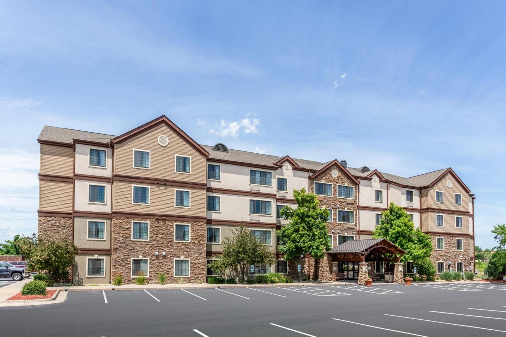 Staybridge Suites Davenport by IHG photo 16