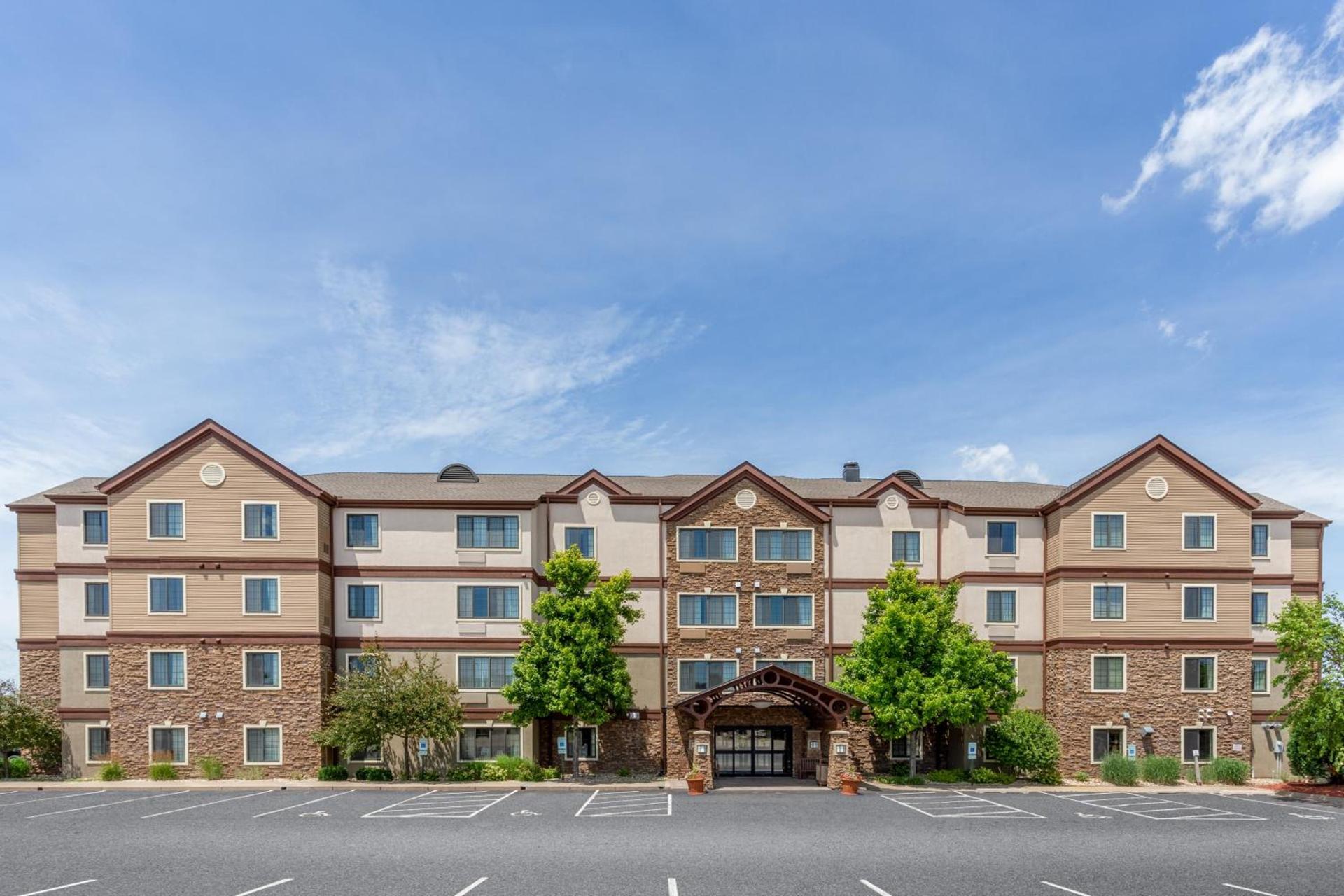 Staybridge Suites Davenport by IHG photo 15