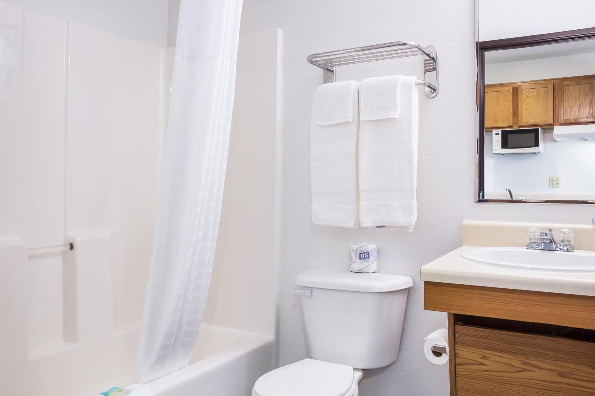 WoodSpring Suites Amarillo East I-40 photo 14