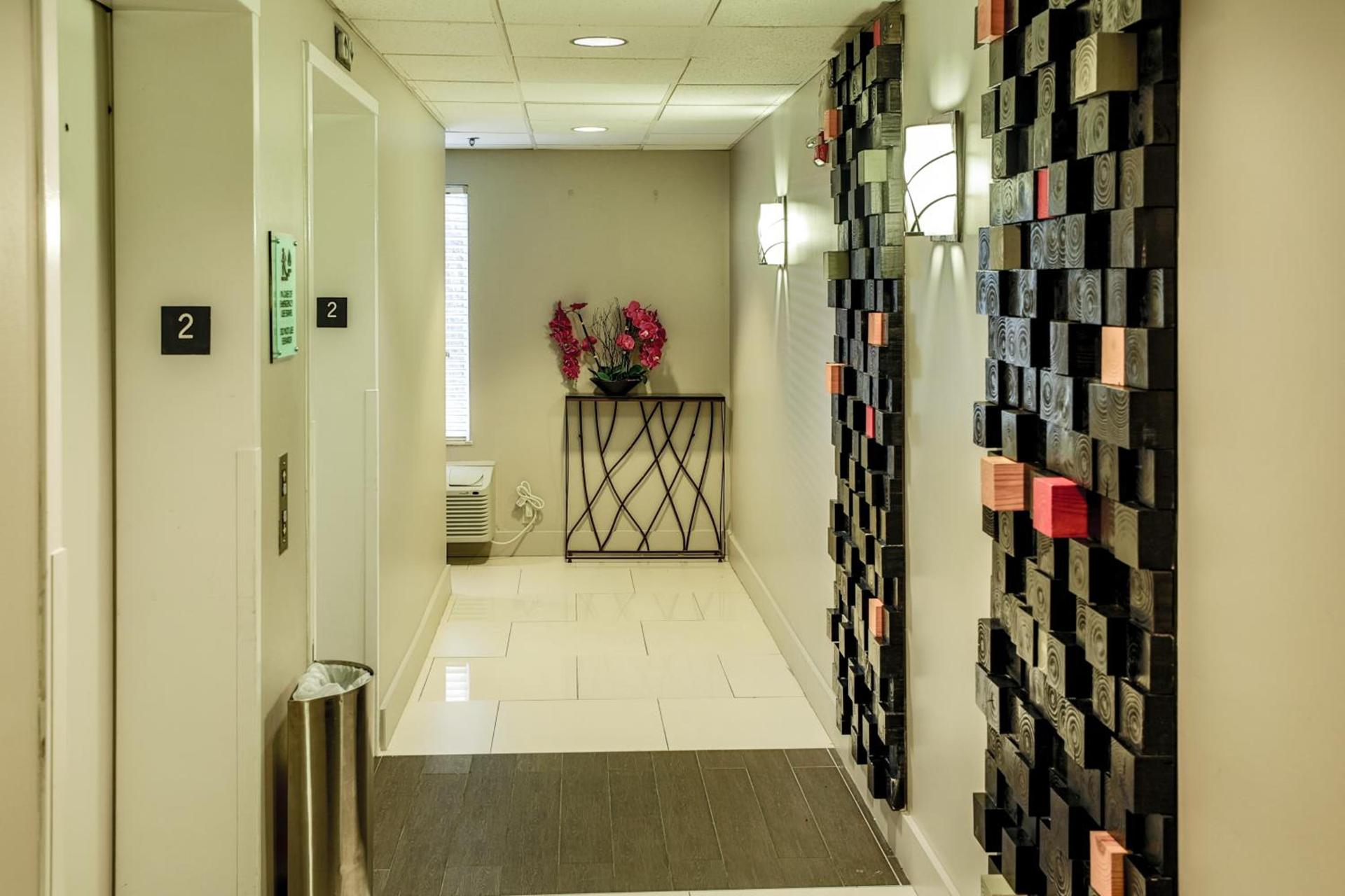 Country Inn & Suites by Radisson Nashville Airport TN photo 71